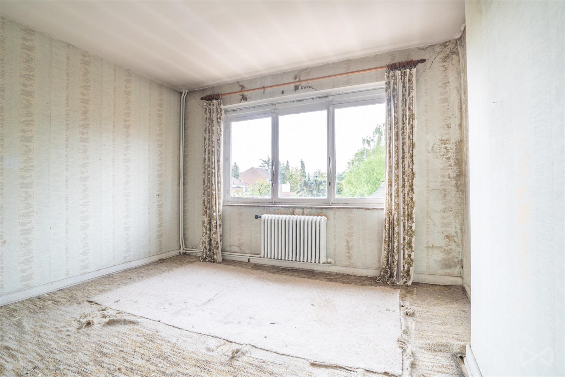 Picture 3 of 4 for House with four bedrooms in Couillet