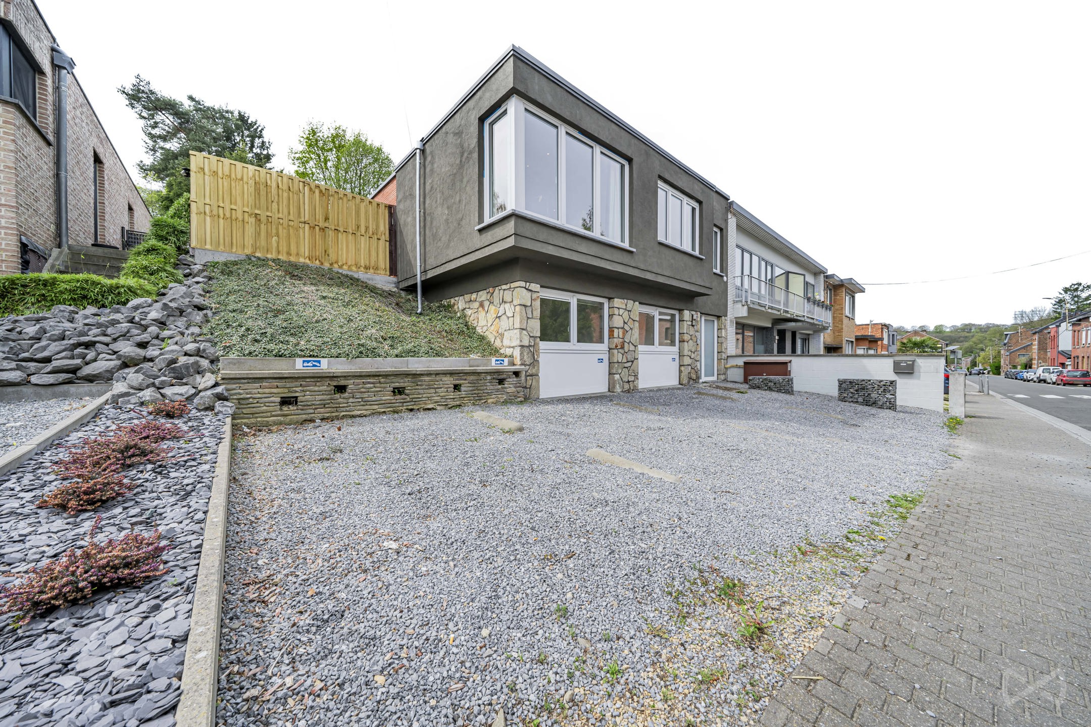 Picture 2 of 2 for House with five bedrooms in Liège