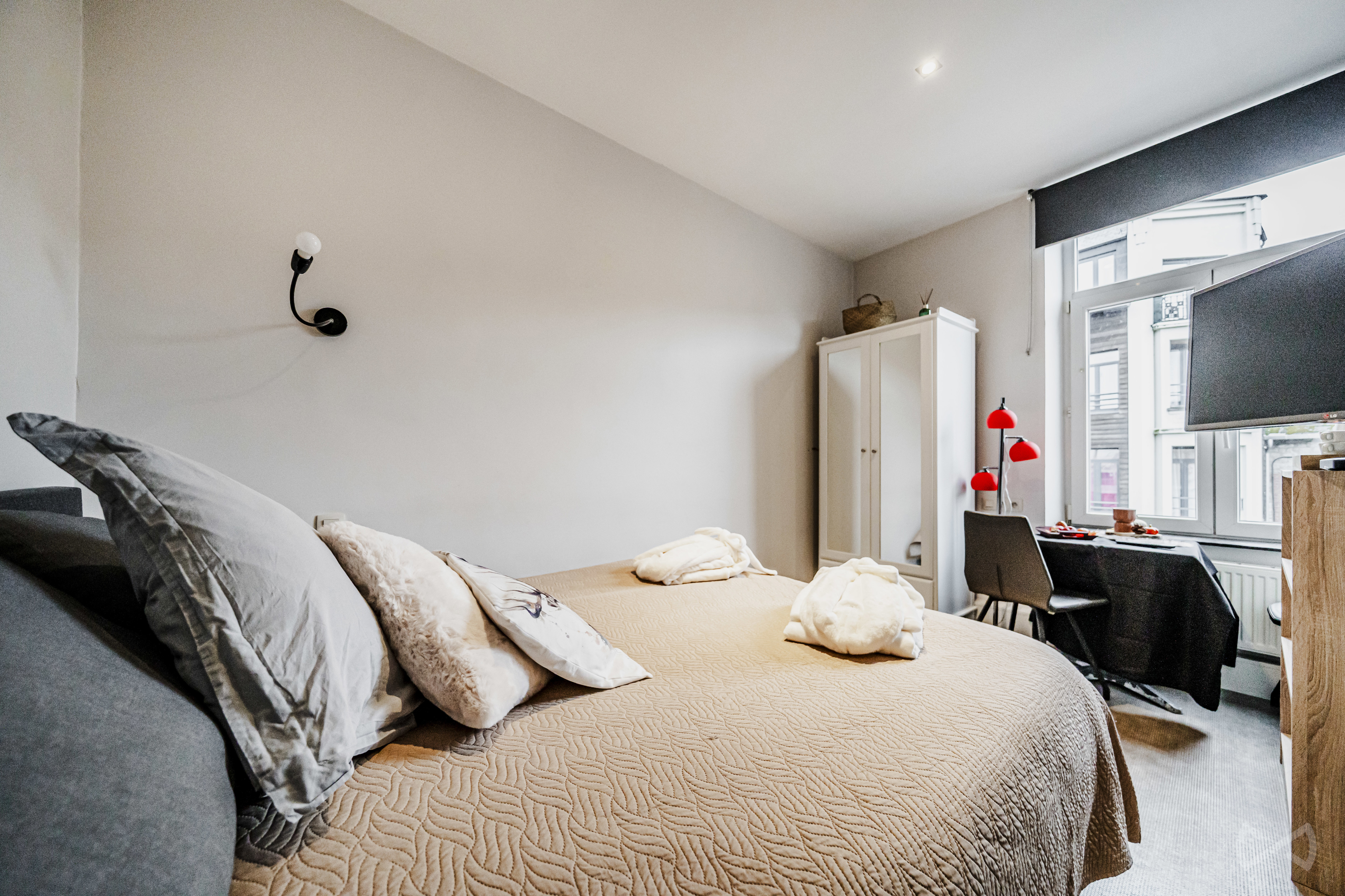 Picture 2 of 4 for Multi-purpose building with six bedrooms in Beauraing