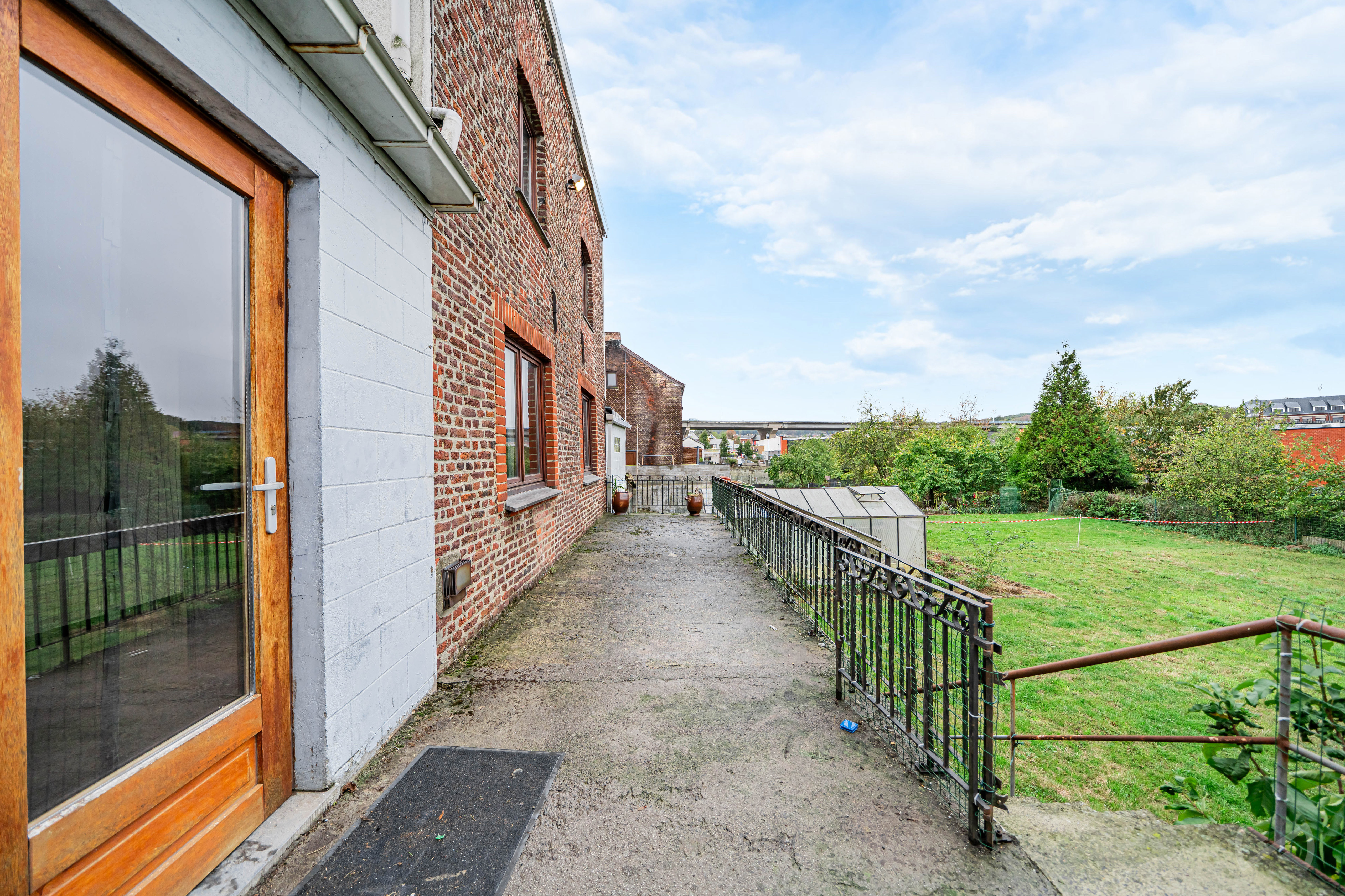 Picture 1 of 4 for House with three bedrooms in Couillet