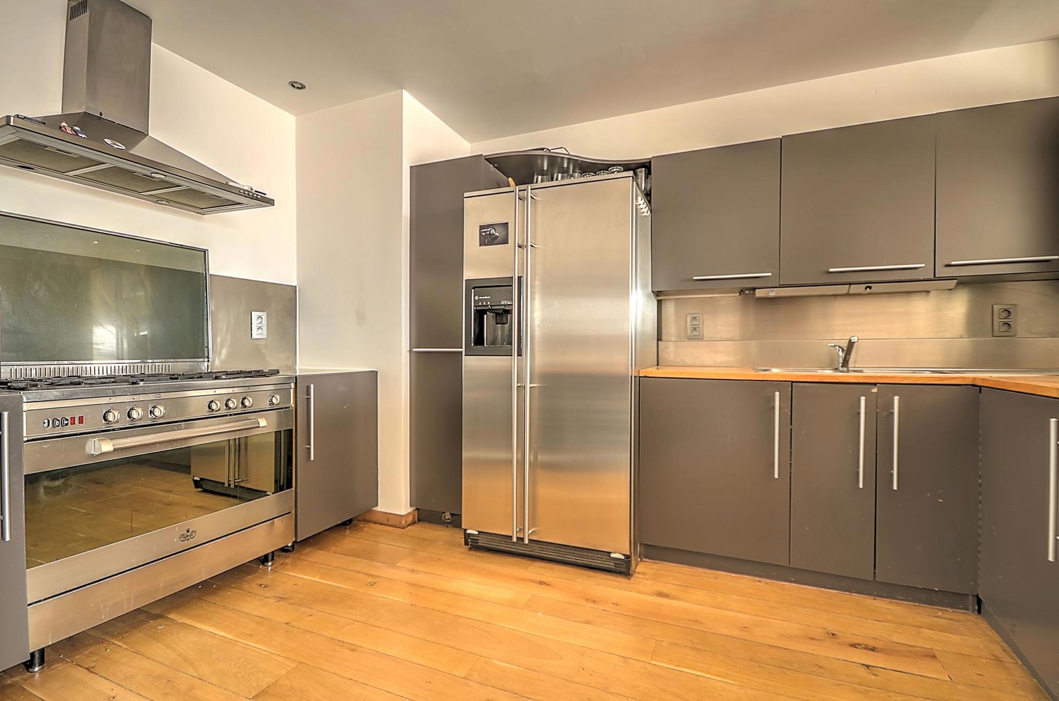 Picture 3 of 3 for Flat in Ixelles