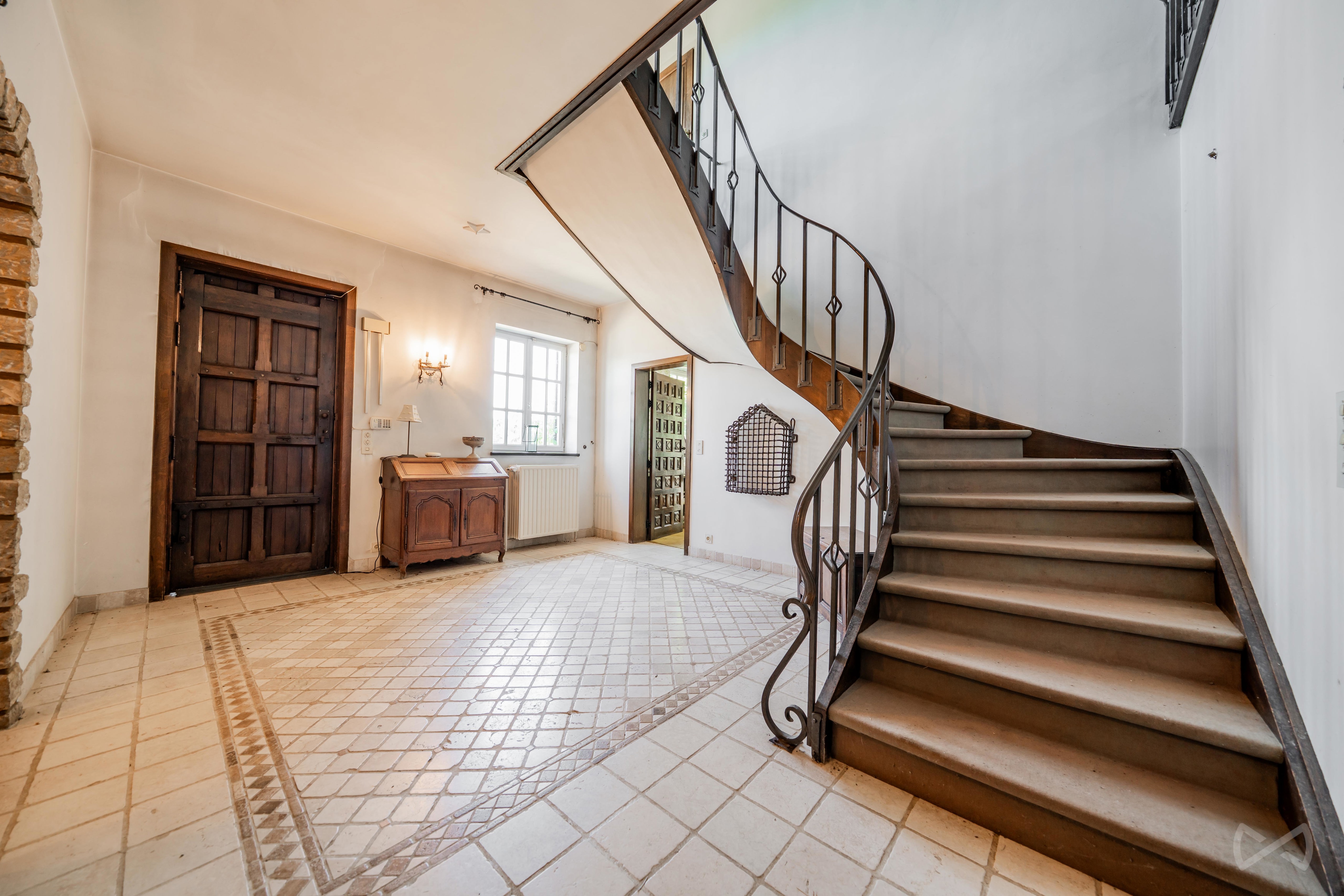Picture 3 of 4 for Charming house with six bedrooms in Profondeville