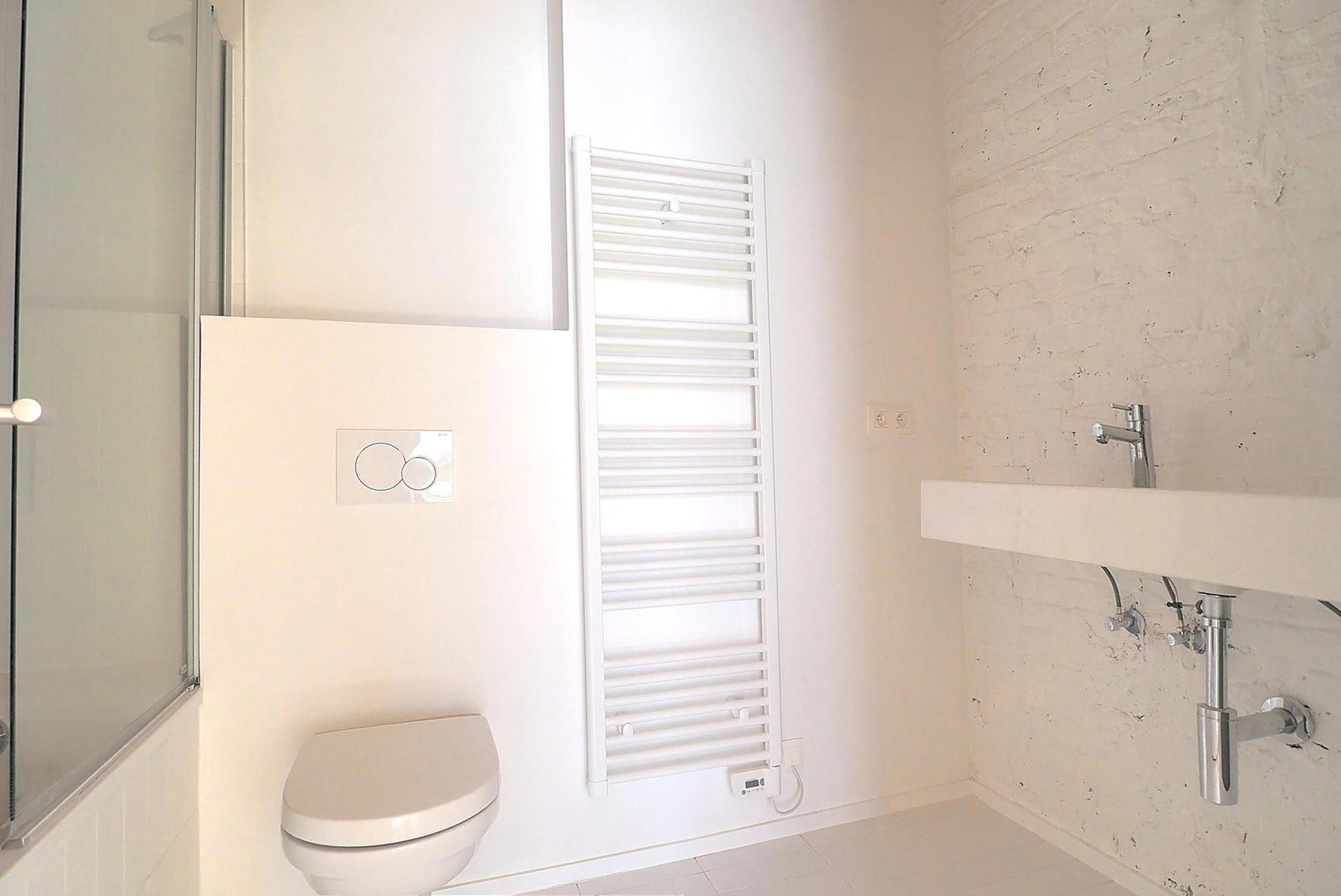 Picture 3 of 4 for House with five bedrooms in Molenbeek-Saint-Jean