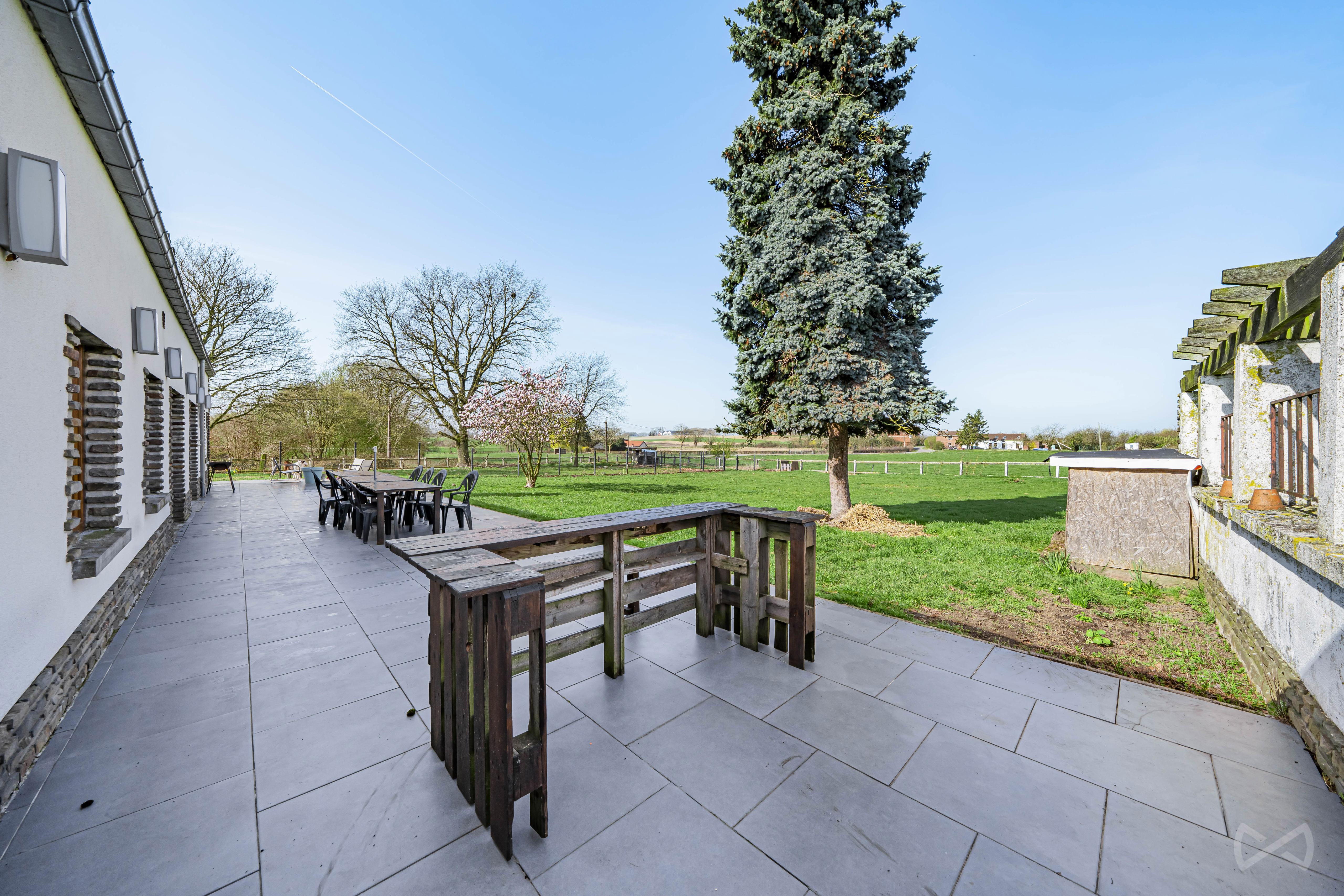 Picture 1 of 4 for Villa with five bedrooms in Braine-le-Comte