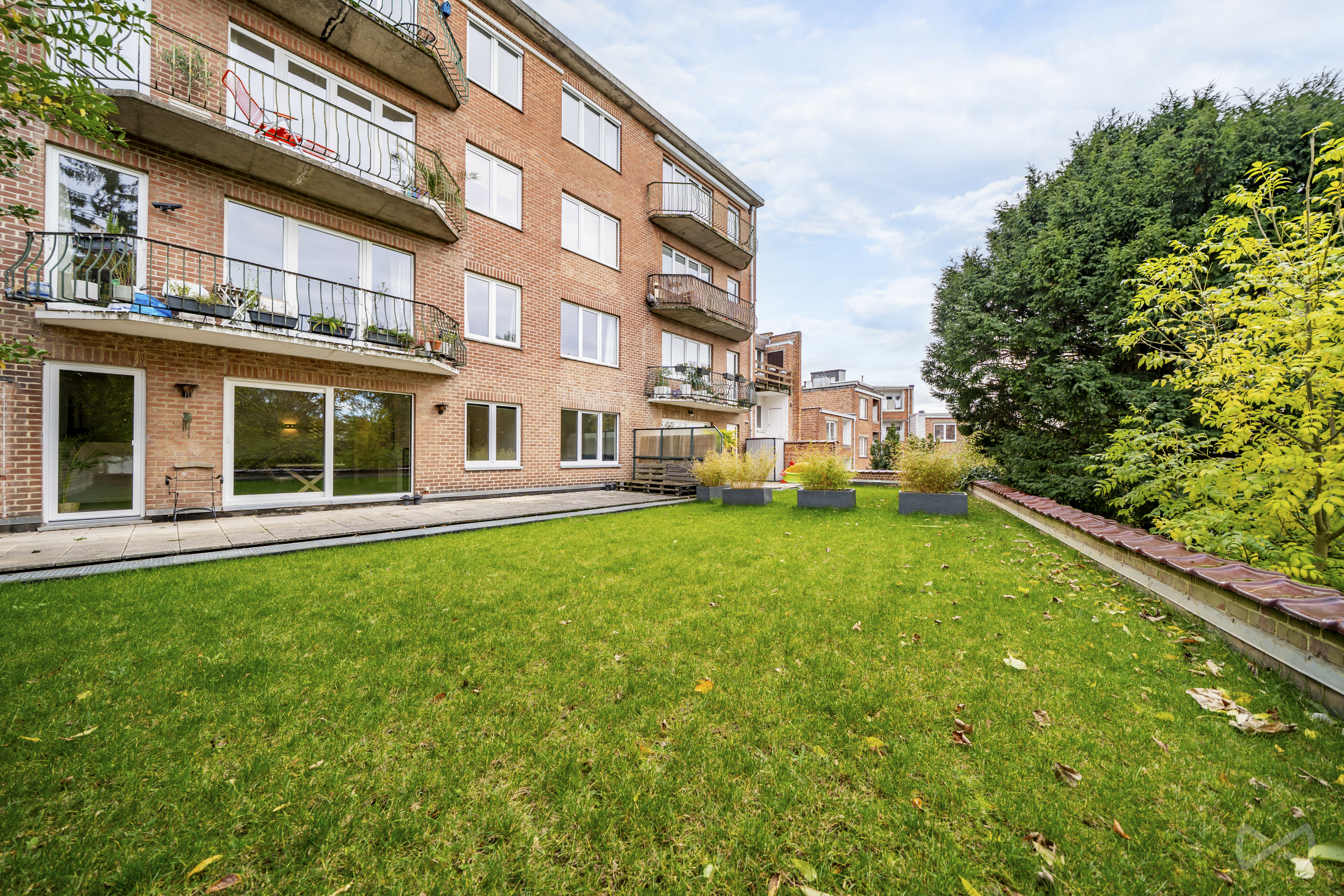 Picture 1 of 4 for Flat with two bedrooms in Uccle