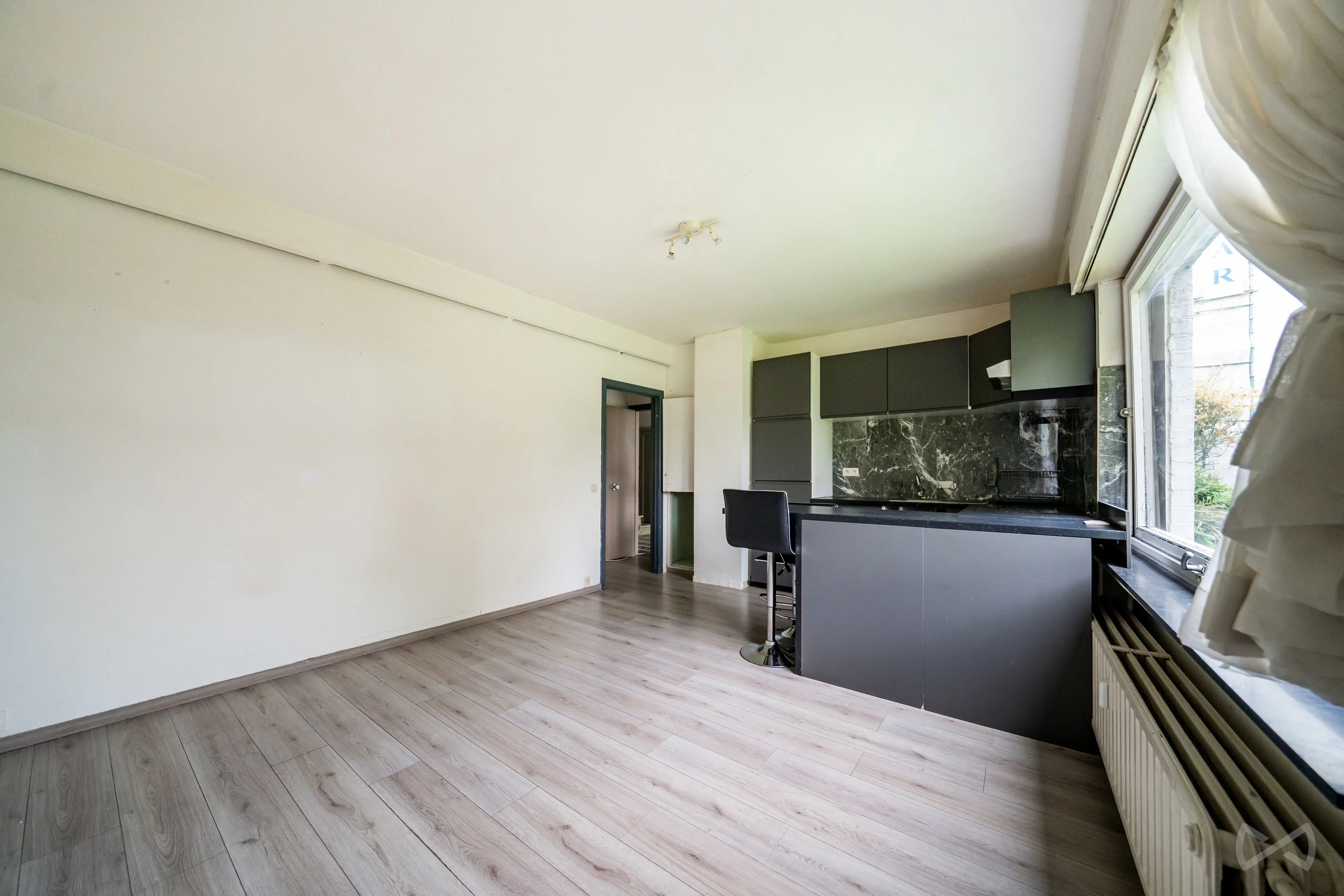 Picture 2 of 4 for Studio in Waterloo