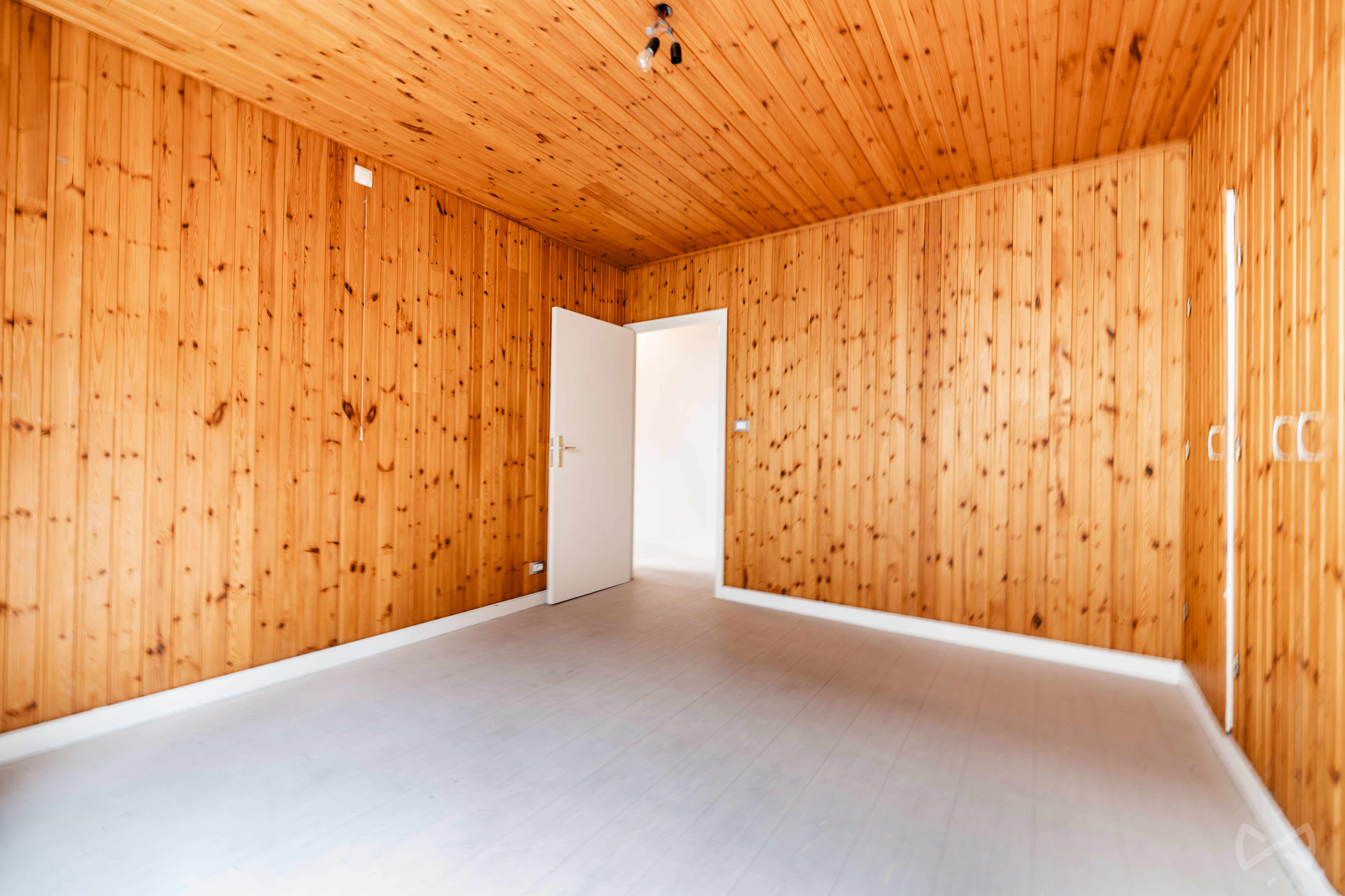 Picture 4 of 4 for Multi-purpose building with three bedrooms in Basècles