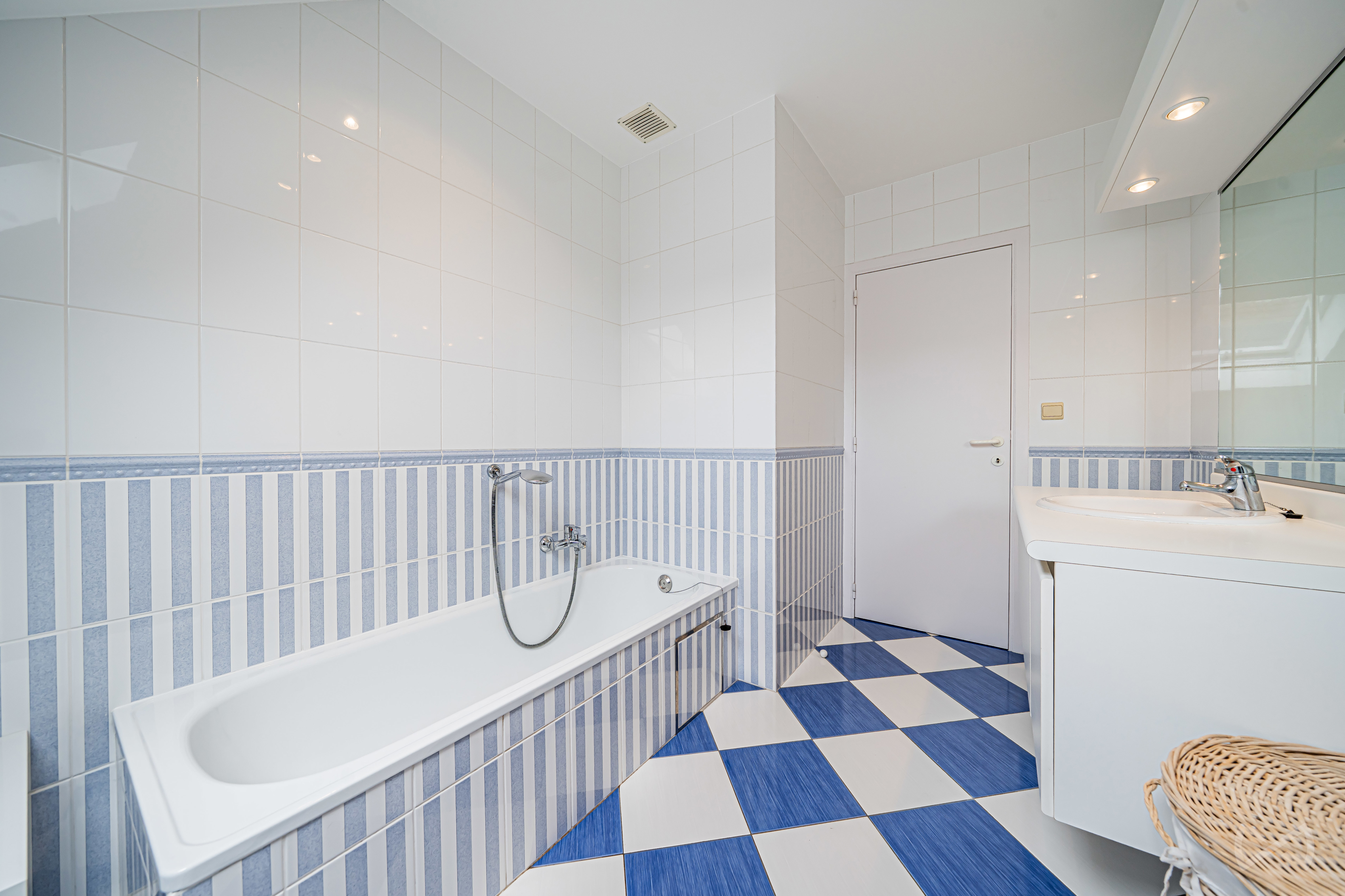 Photo 1 sur 4 pour Villa de quatre chambres à Waterloo