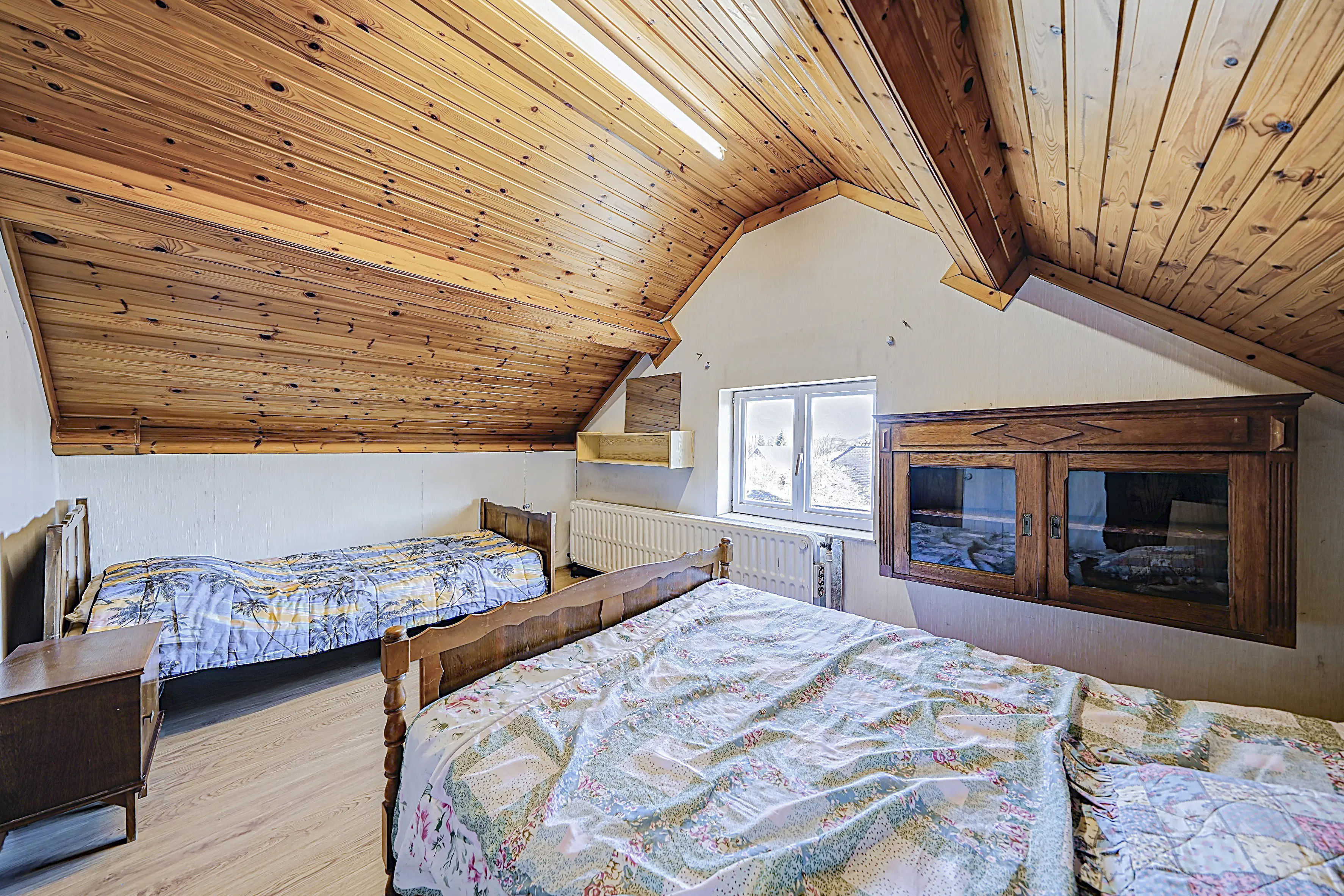 Picture 1 of 4 for Villa with four bedrooms in Champion