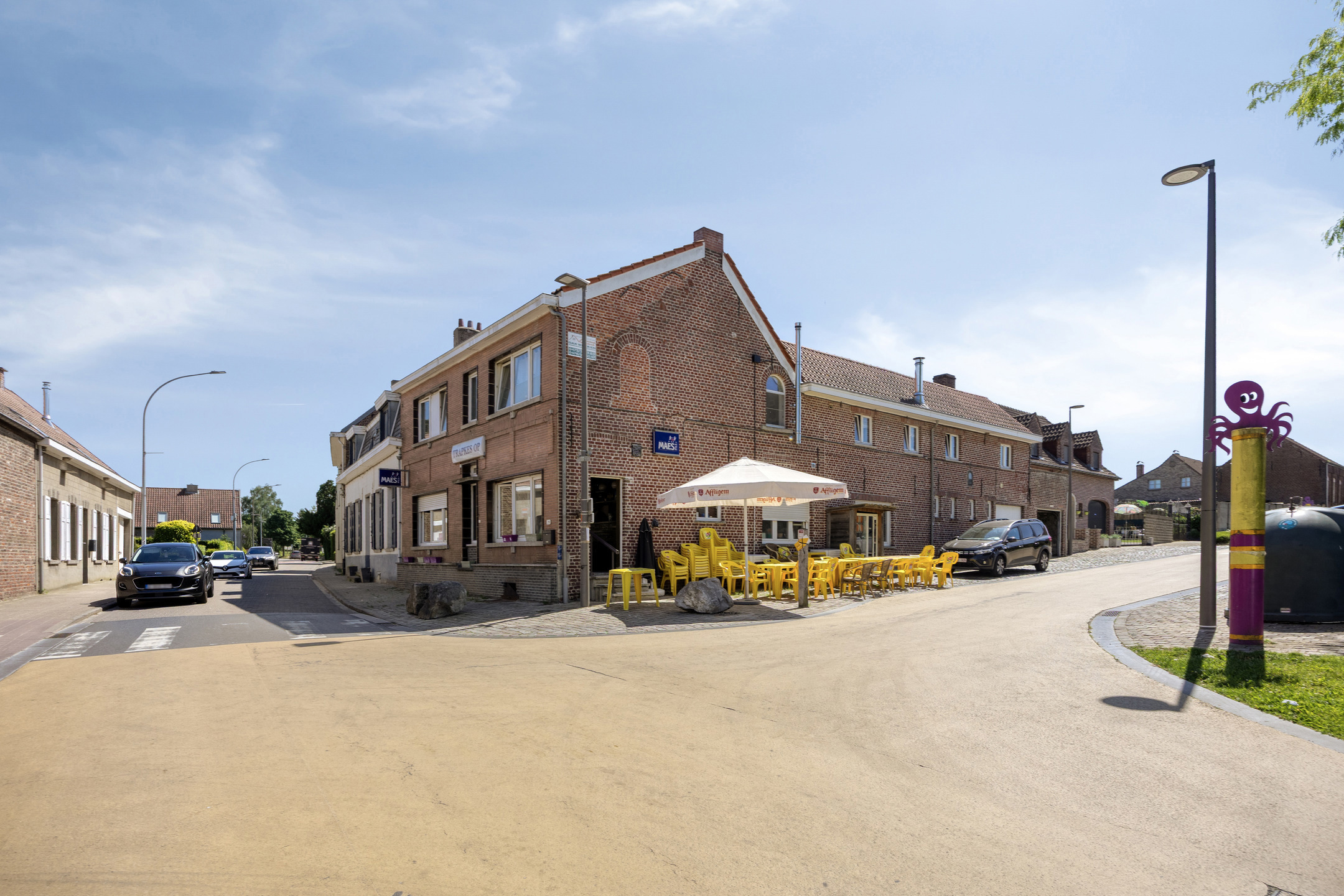 Picture 1 of 5 for Multi-purpose building with three bedrooms in Asse