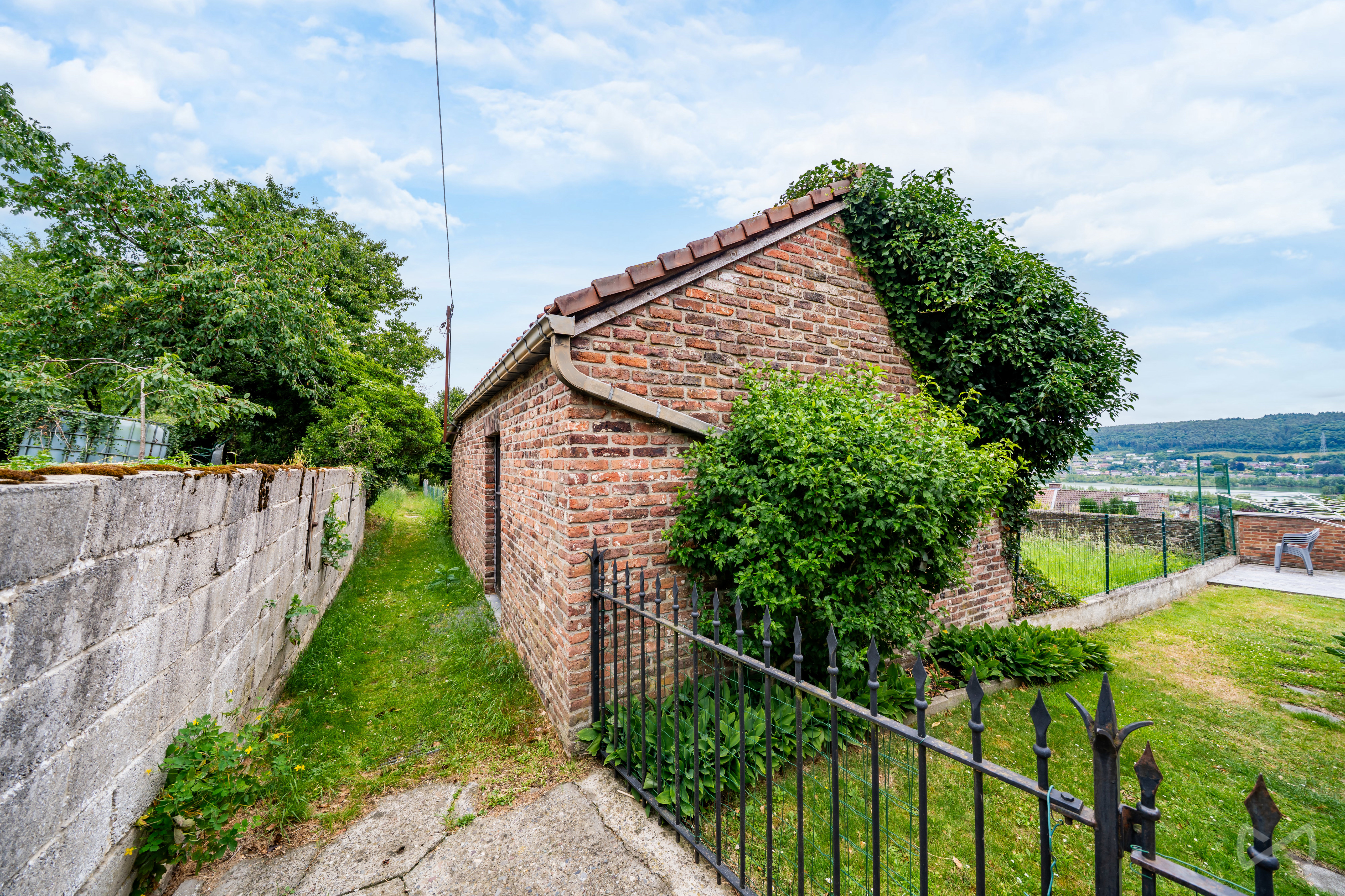 Picture 1 of 4 for House with four bedrooms in Amay