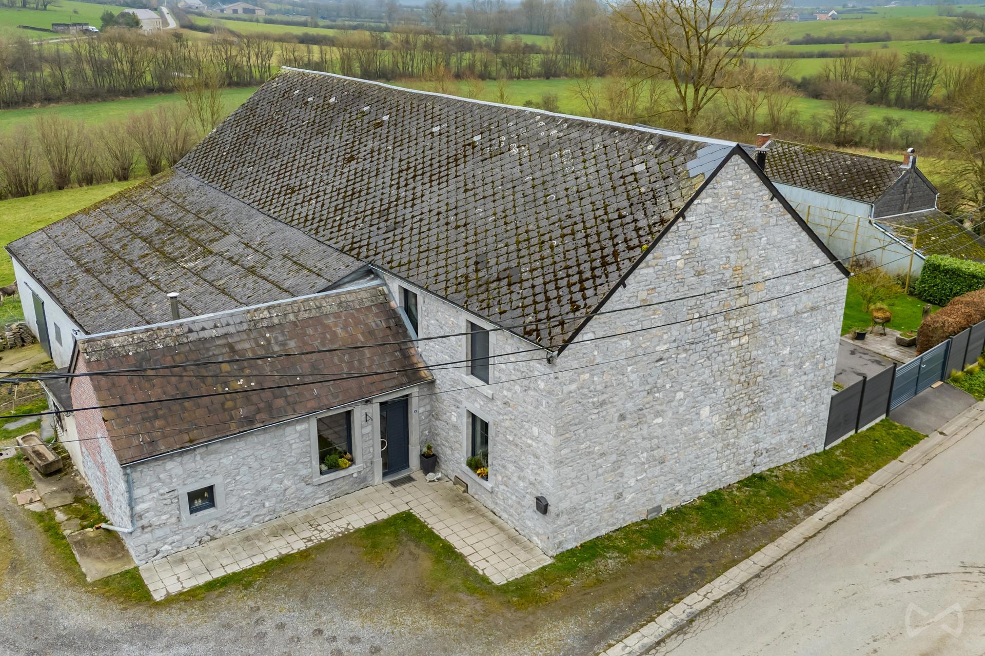 Photo 2 sur 4 pour Maison de quatre chambres à Boussu-en-fagne
