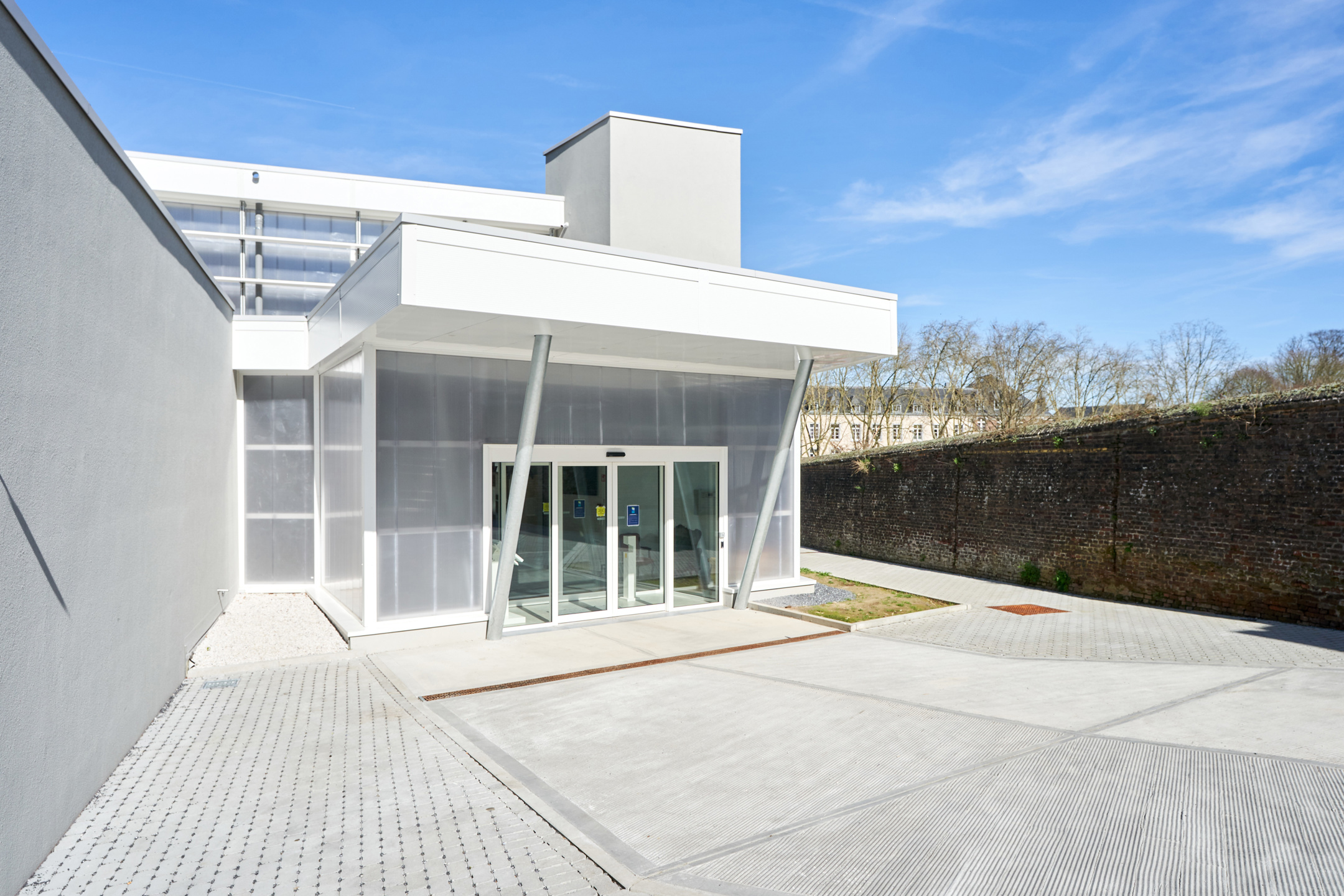 Picture 1 of 2 for Offices in Namur