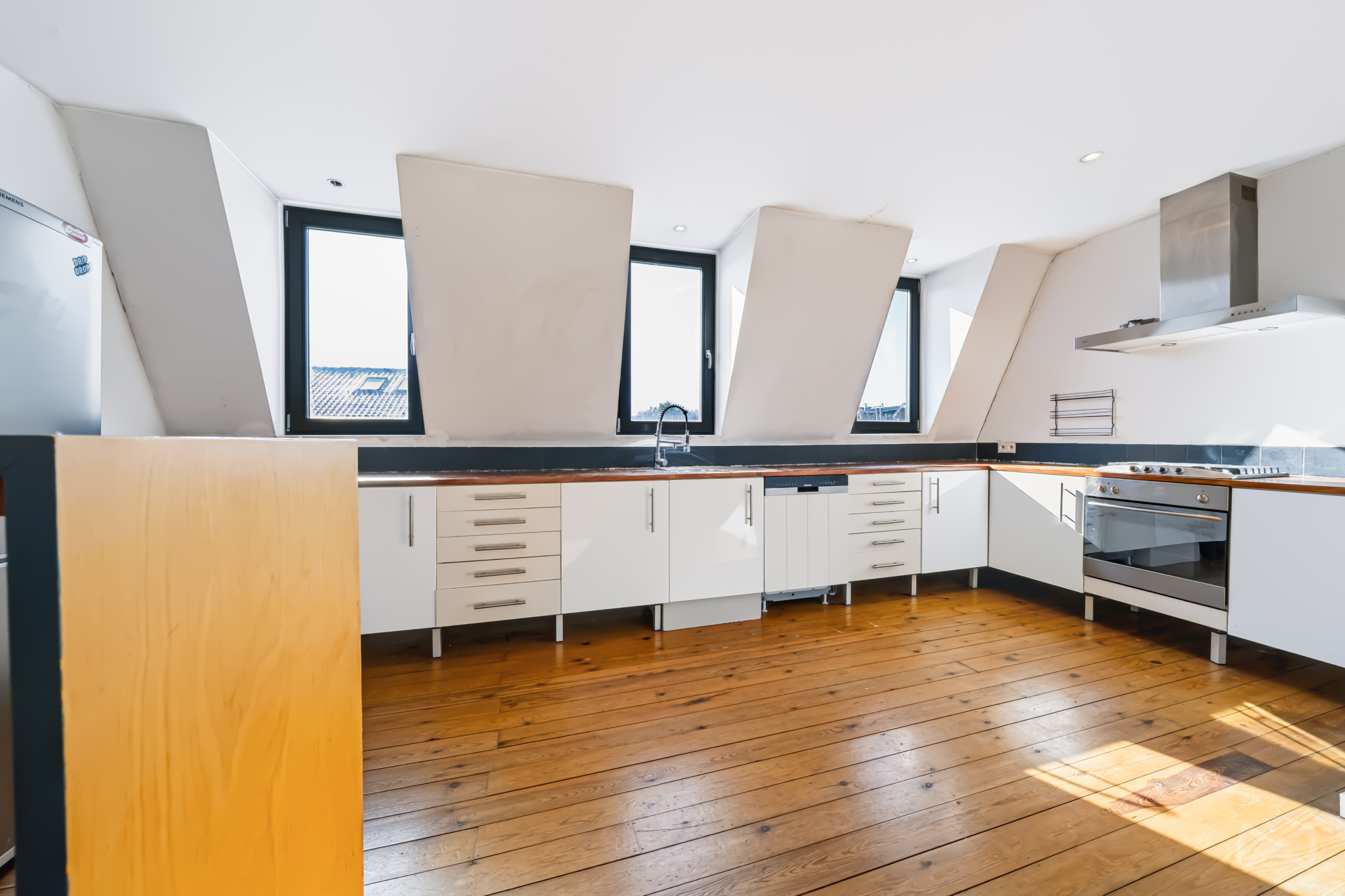 Picture 3 of 3 for Duplex with one bedroom in Saint-gilles