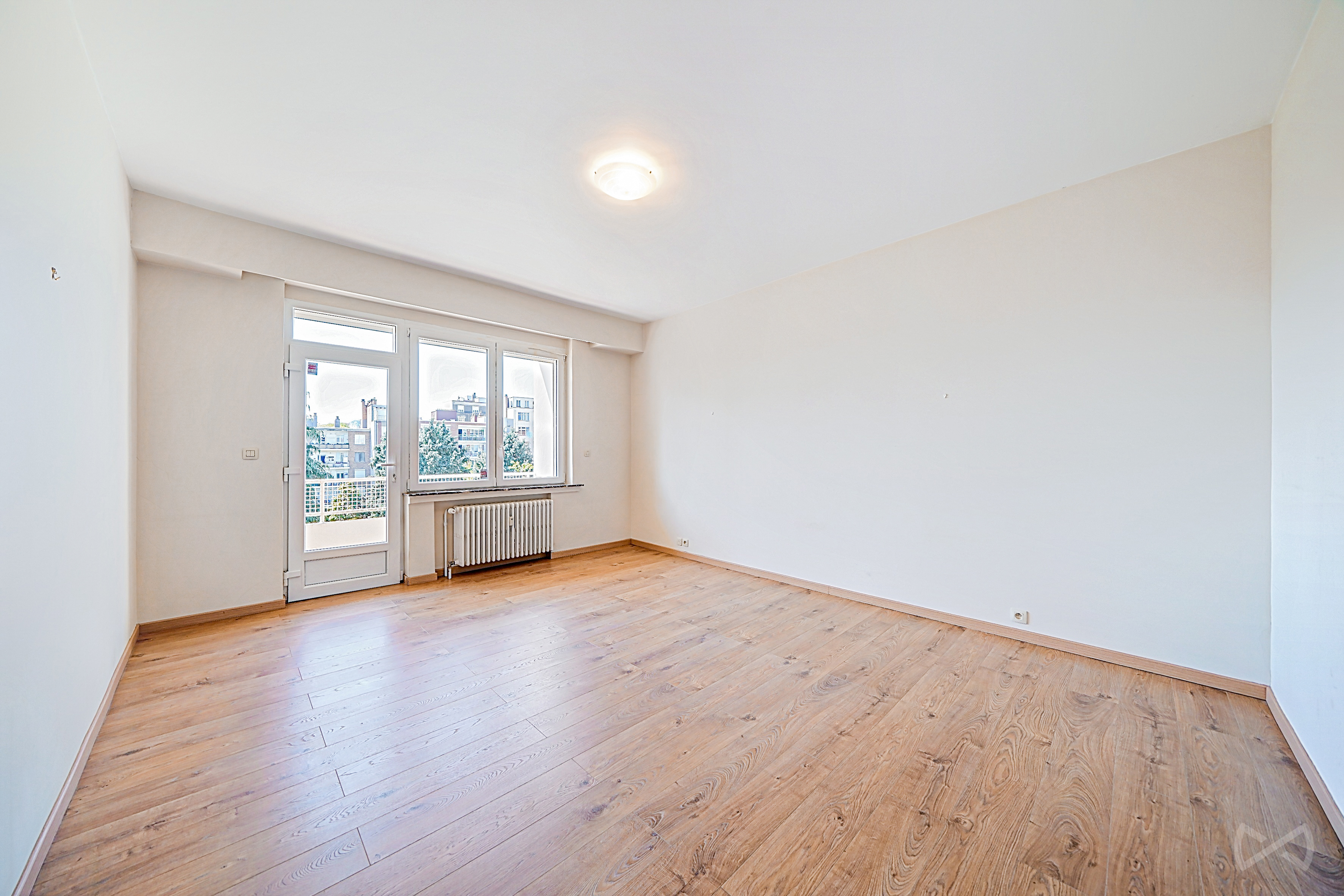 Picture 3 of 4 for Flat with three bedrooms in Ixelles