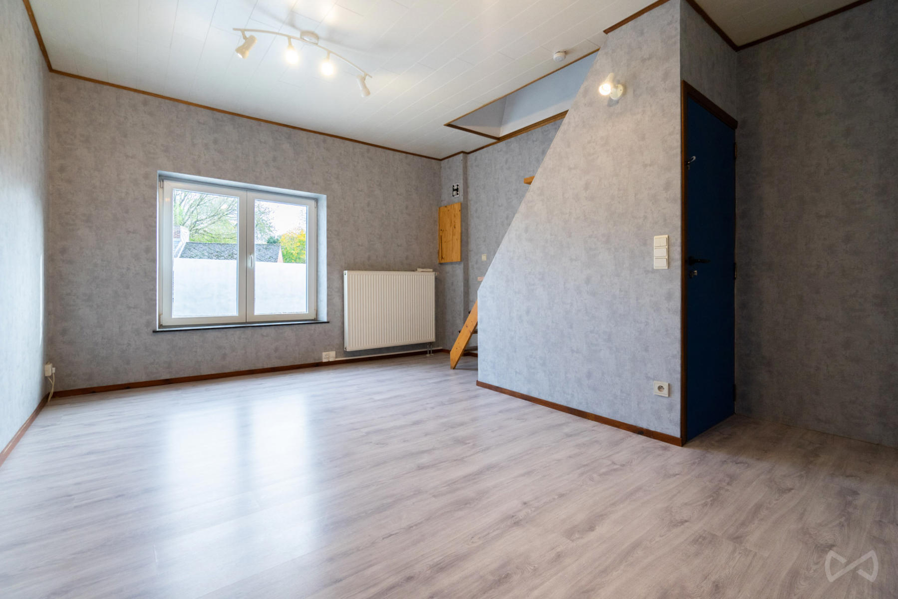 Picture 2 of 3 for Flat with one bedroom in Orp-le-grand