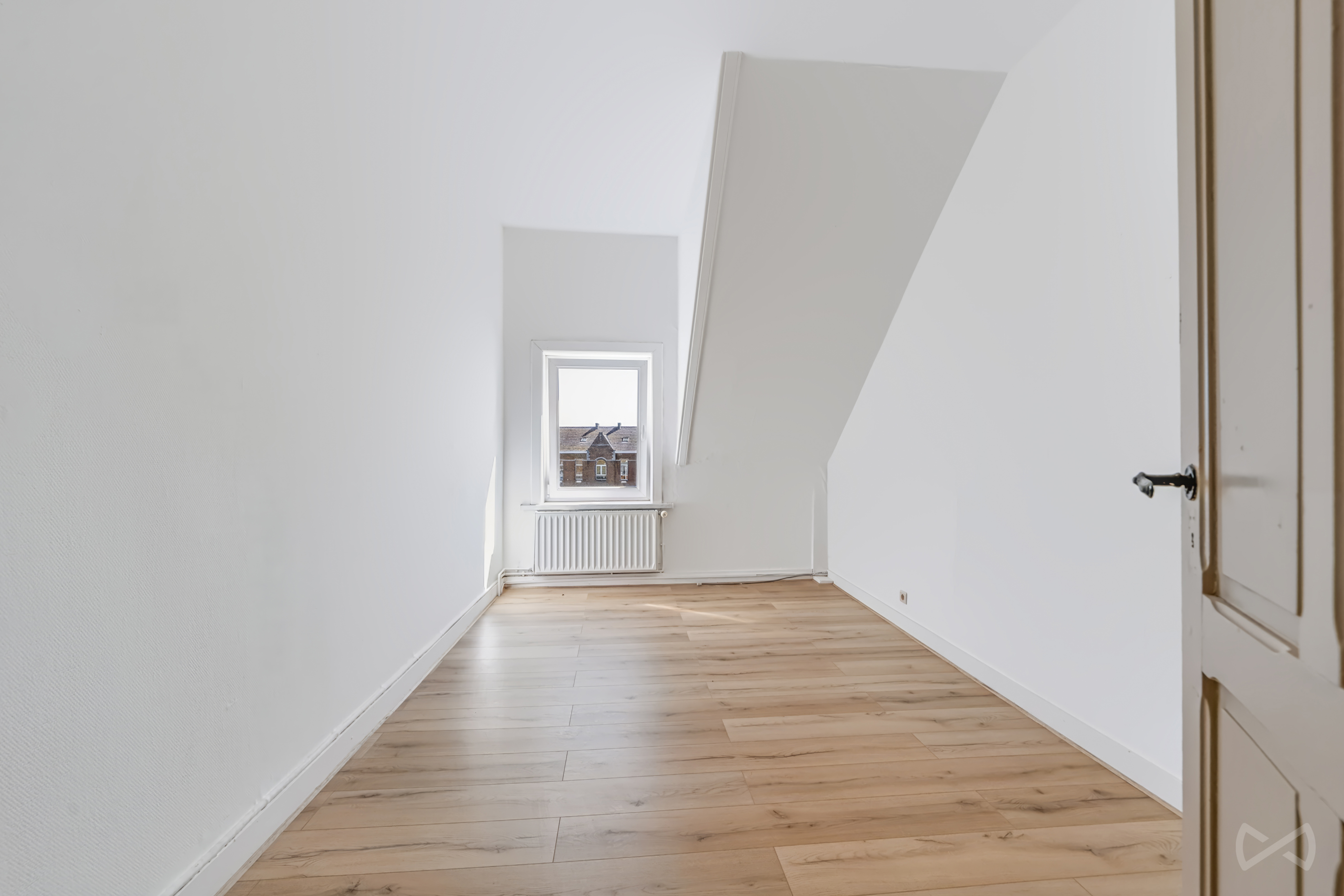 Foto 4 van 4 van Huis met vijf slaapkamers in Braine-le-comte