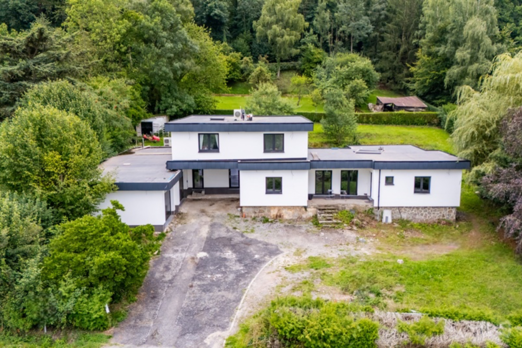 Picture 2 of 3 for House with five bedrooms in Xhoris
