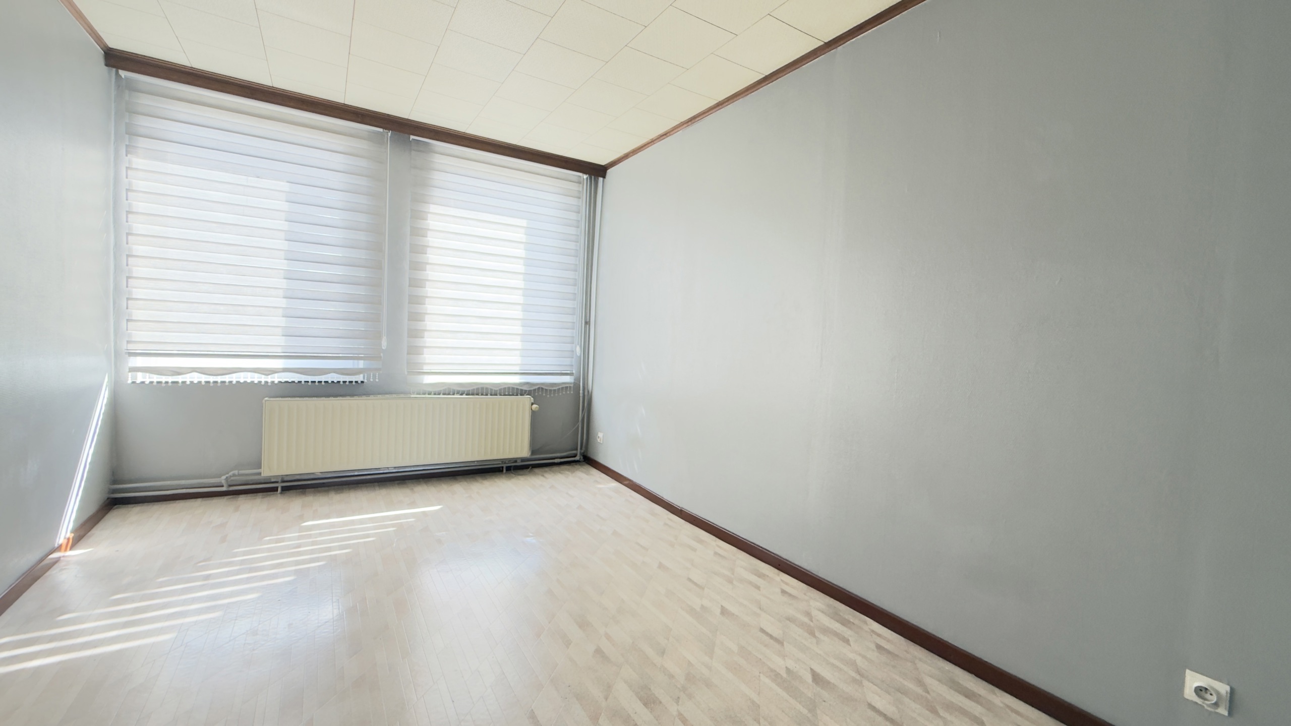 Picture 3 of 4 for Apartment block with five bedrooms in Schaerbeek