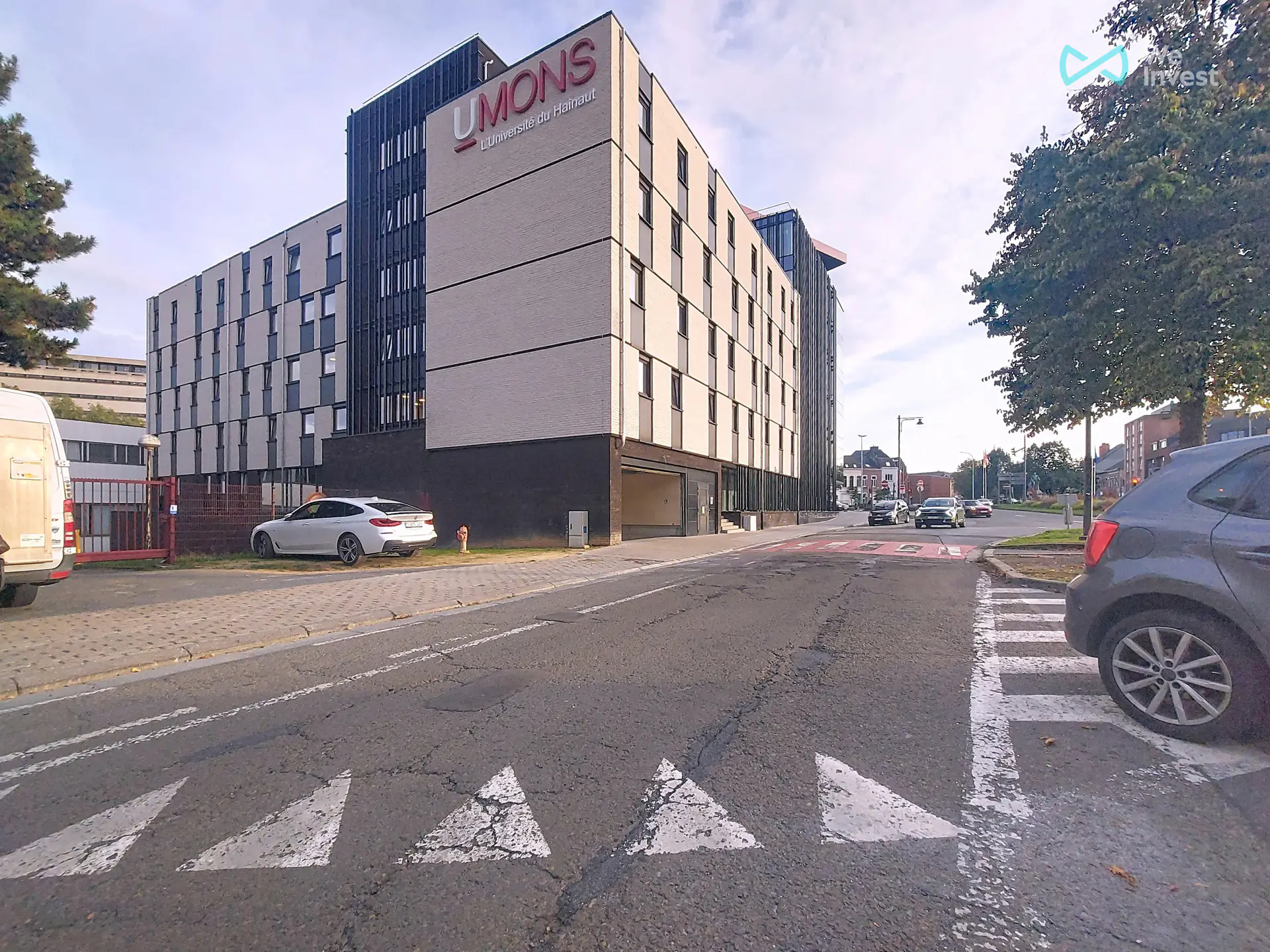 Photo 3 sur 3 pour Parking intérieur à Mons