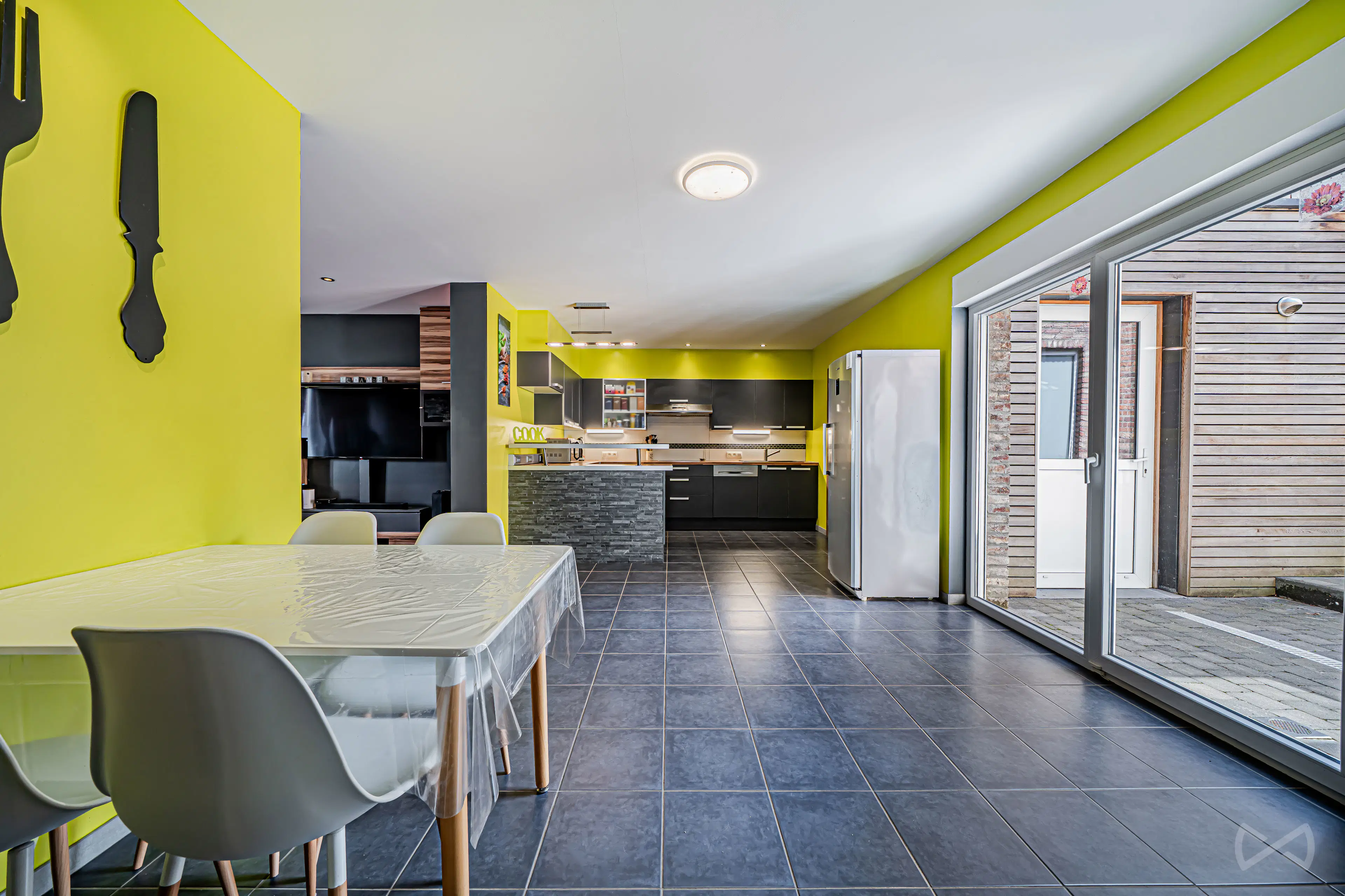 Picture 2 of 4 for House with eight bedrooms in Waremme
