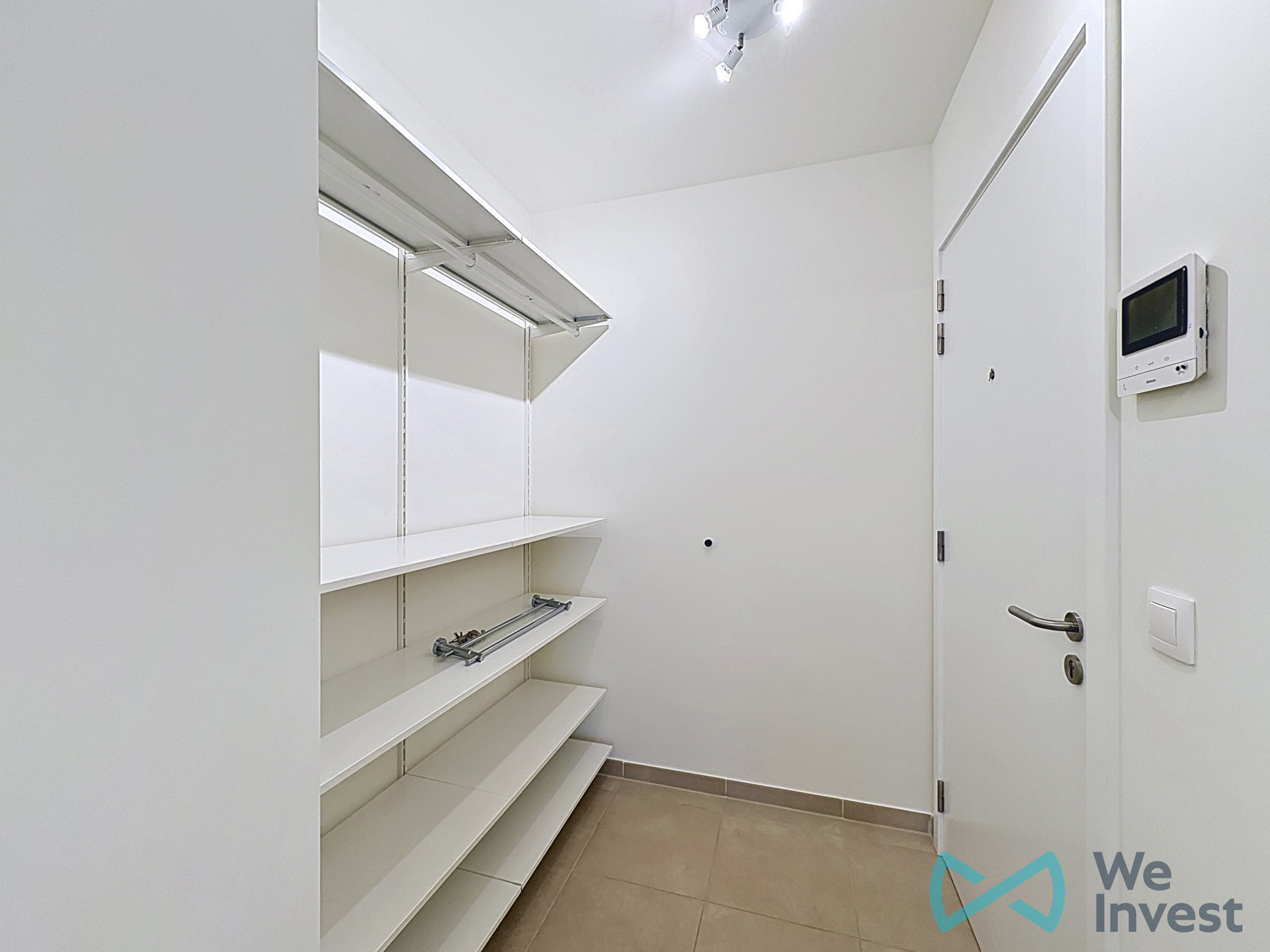 Picture 2 of 4 for Flat with two bedrooms in Ath 