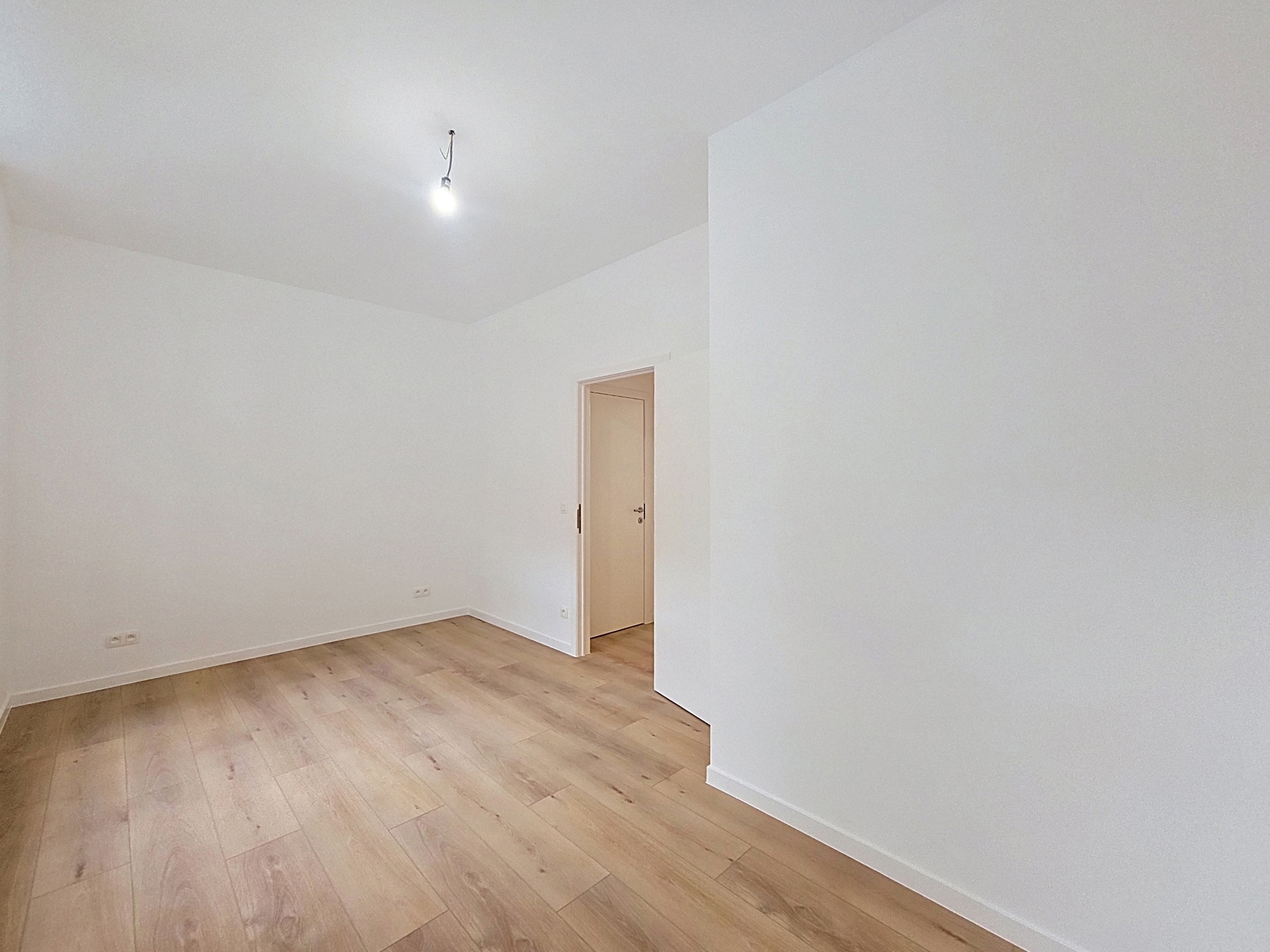 Picture 4 of 4 for Duplex with two bedrooms in Saint-Gilles