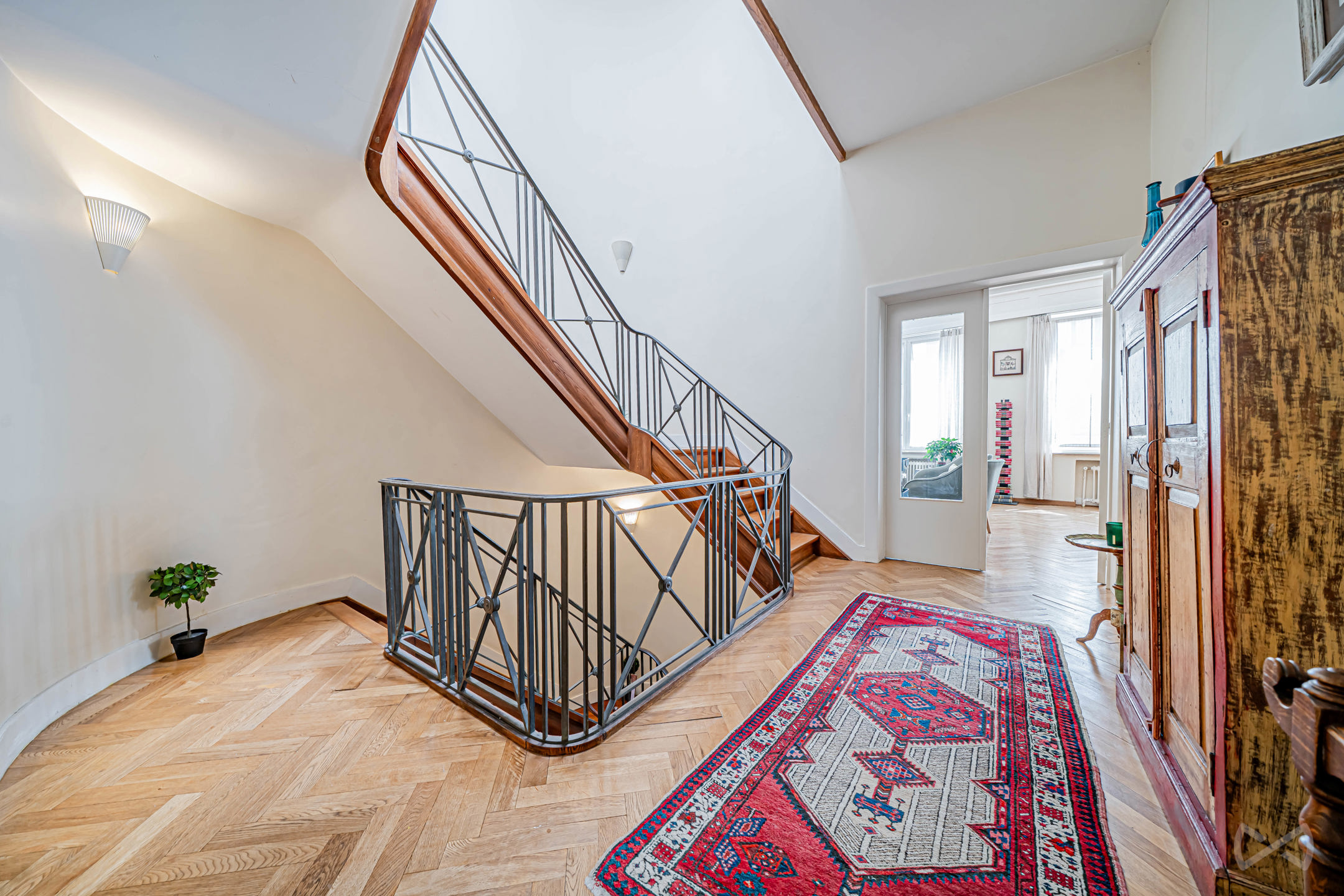 Picture 1 of 4 for House with four bedrooms in Schaerbeek