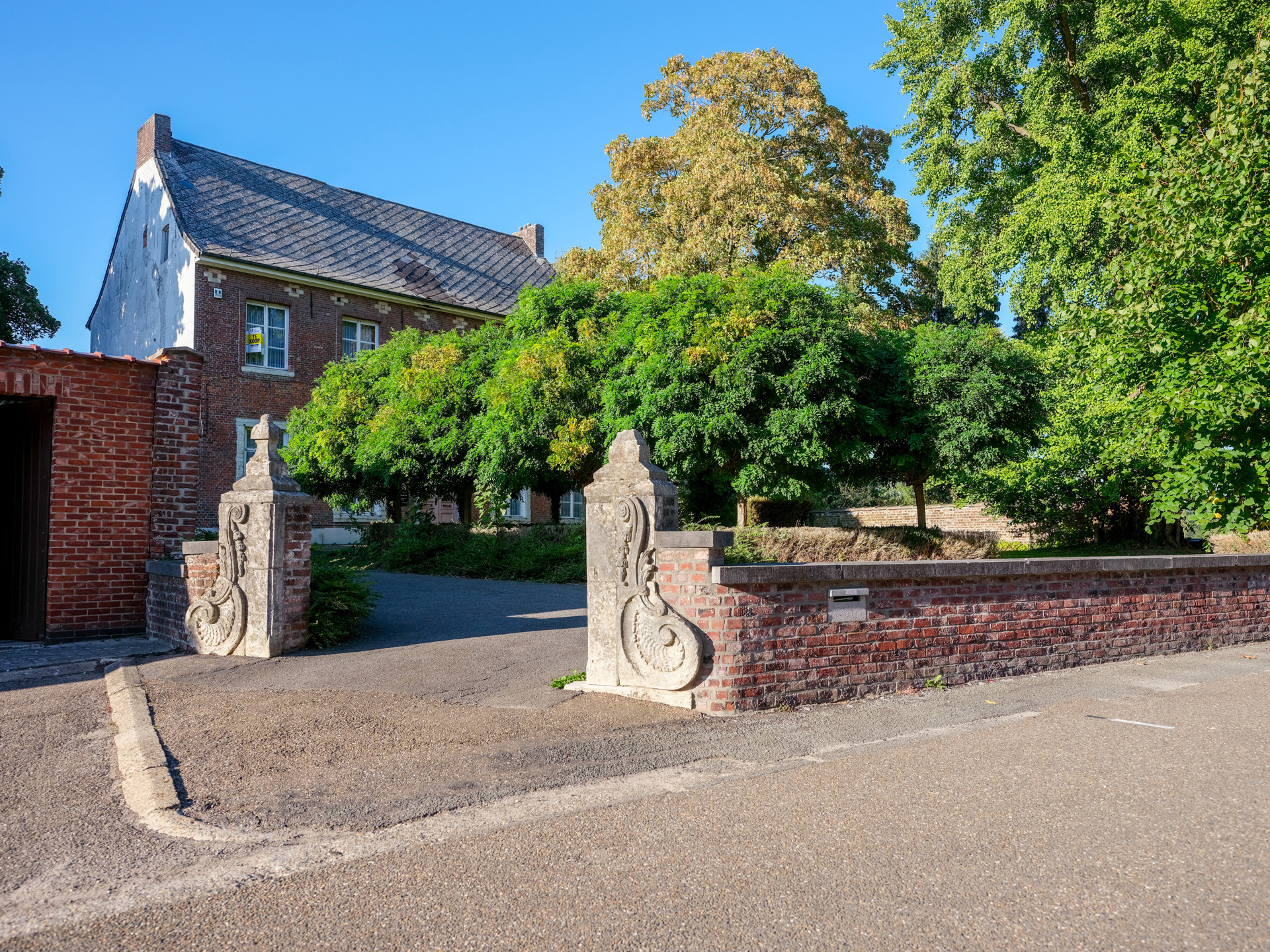 Picture 2 of 4 for Exceptional house in Geetbets