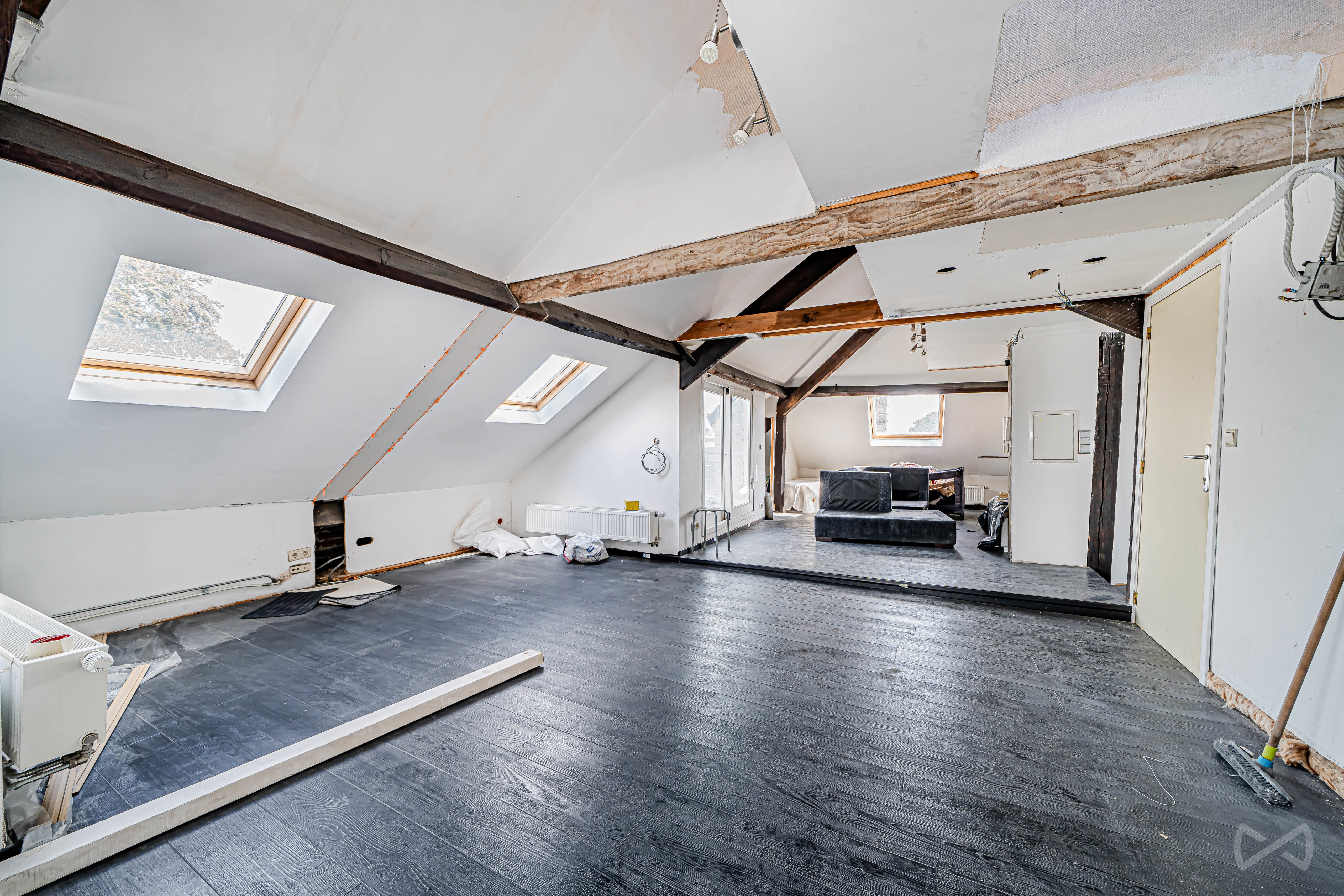Picture 3 of 4 for Multi-purpose building with 13 bedrooms in Trazegnies