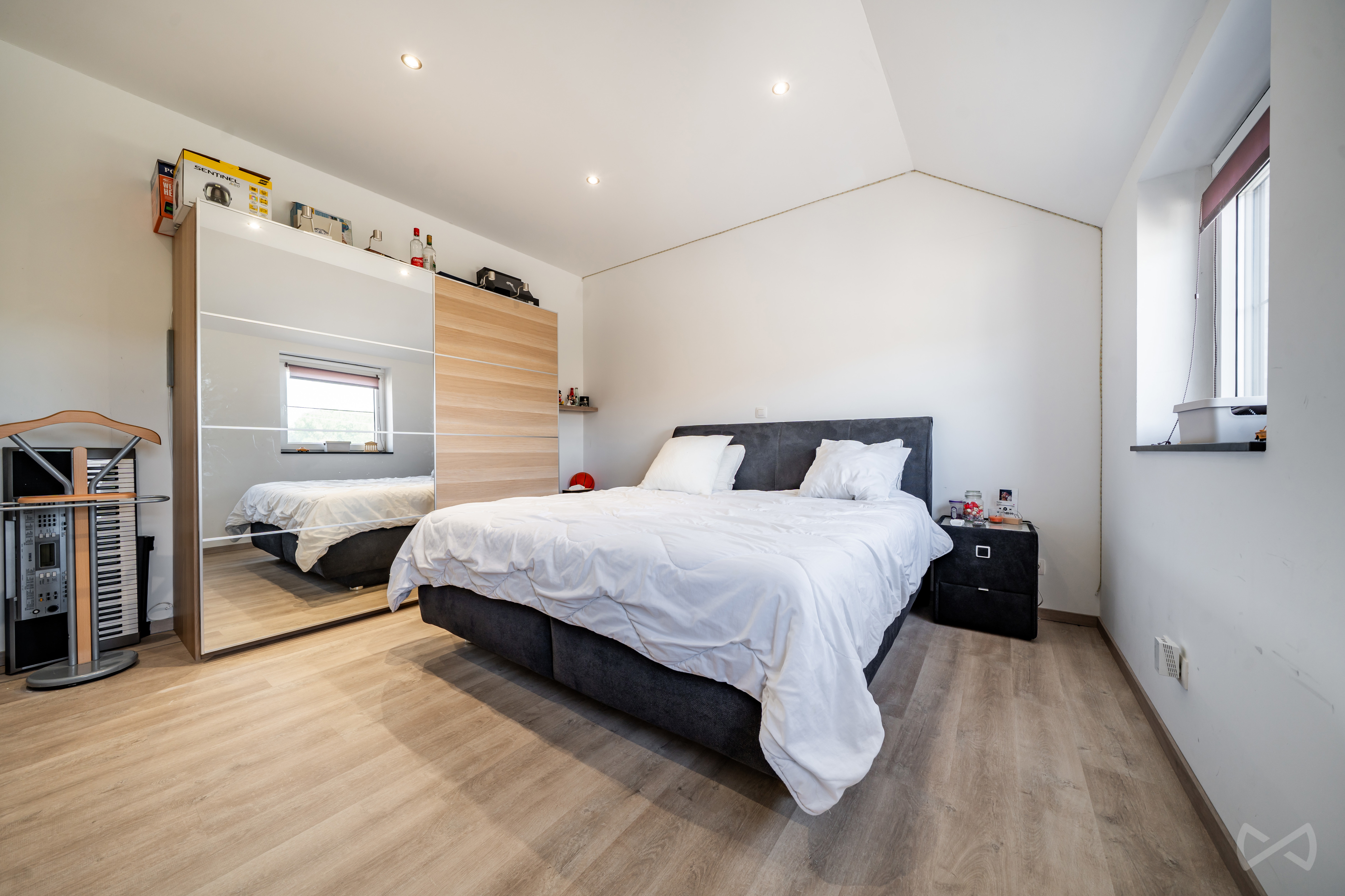 Picture 1 of 4 for Villa with four bedrooms in Bienne-lez-happart