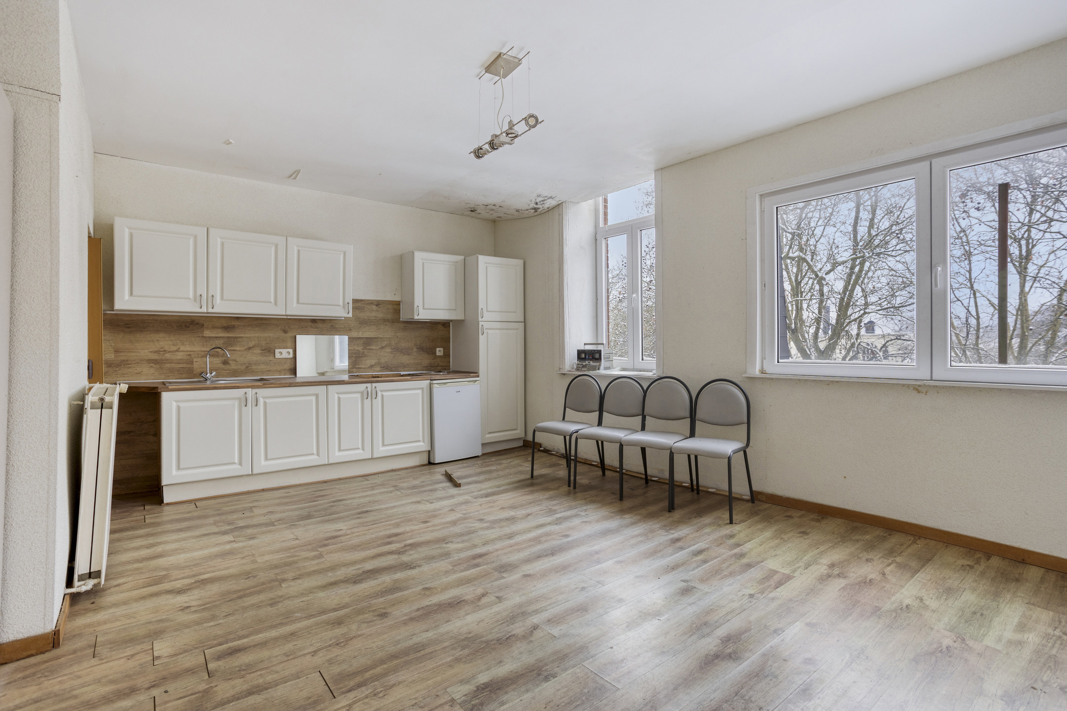 Picture 2 of 4 for Multi-purpose building with five bedrooms in Charleroi