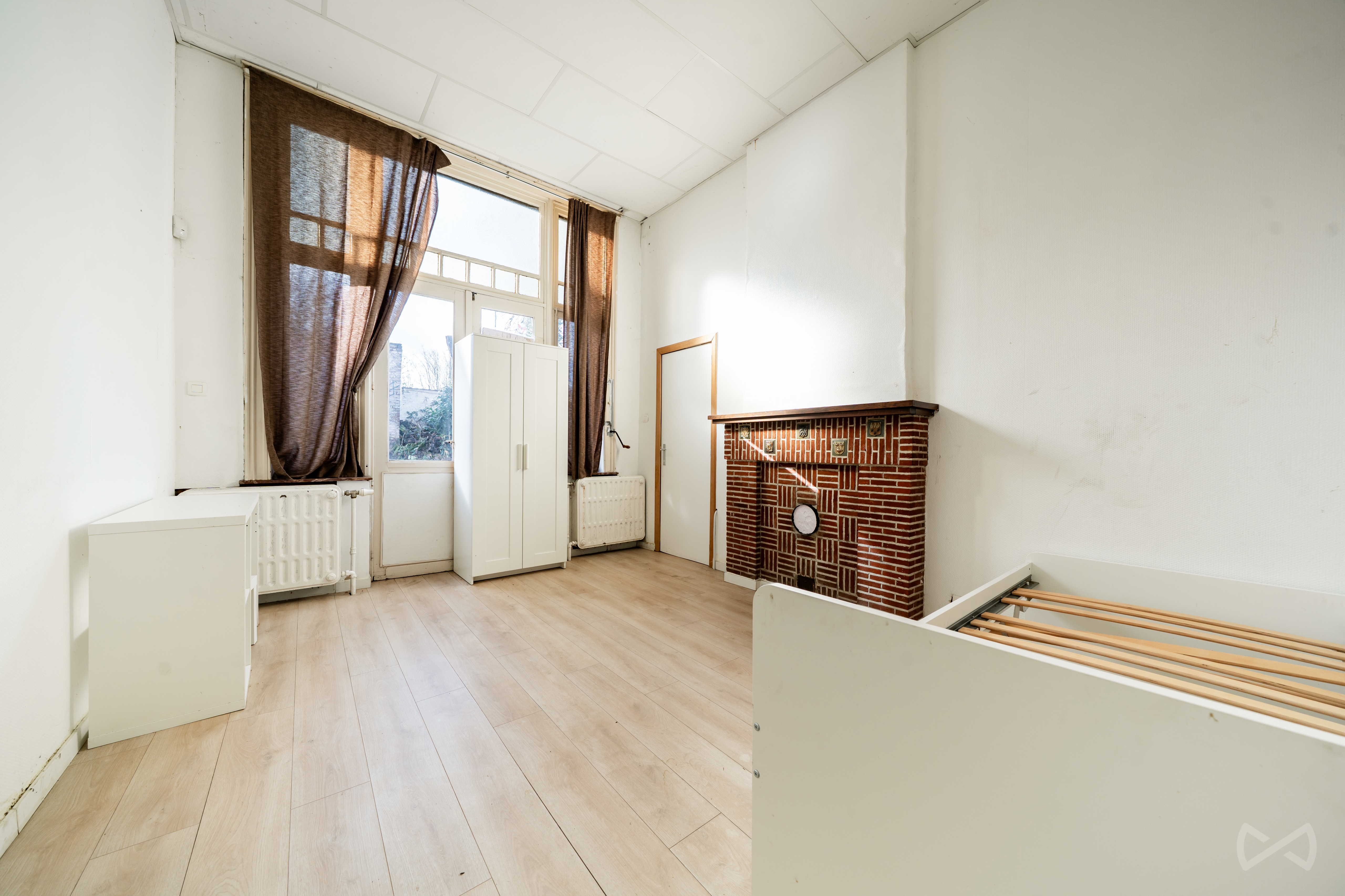 Photo 3 sur 4 pour Immeuble mixte de neuf chambres à Montignies-Sur-Sambre