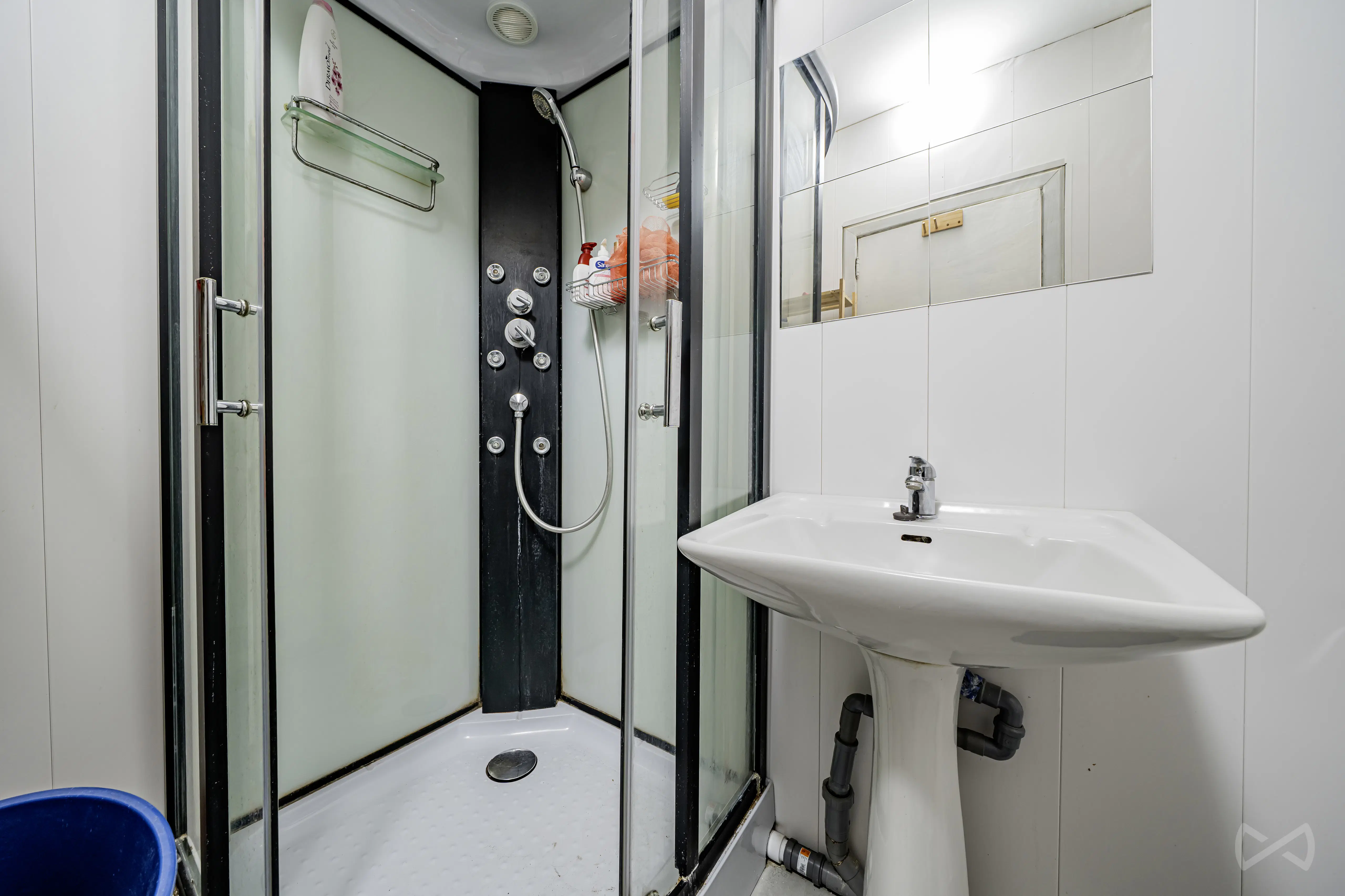Picture 2 of 4 for House with five bedrooms in Woluwe-saint-lambert