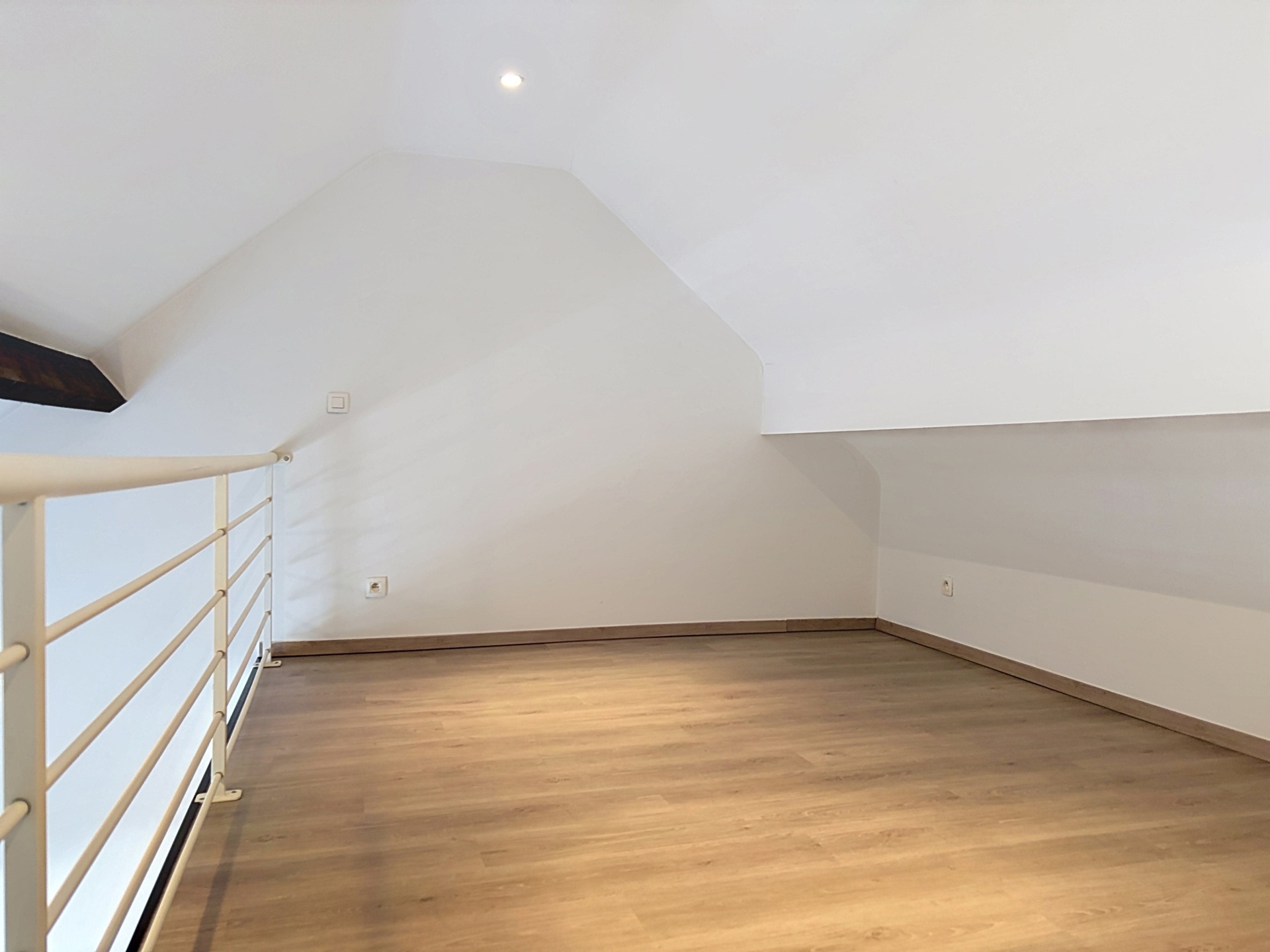 Picture 4 of 4 for Flat with one bedroom in Charleroi
