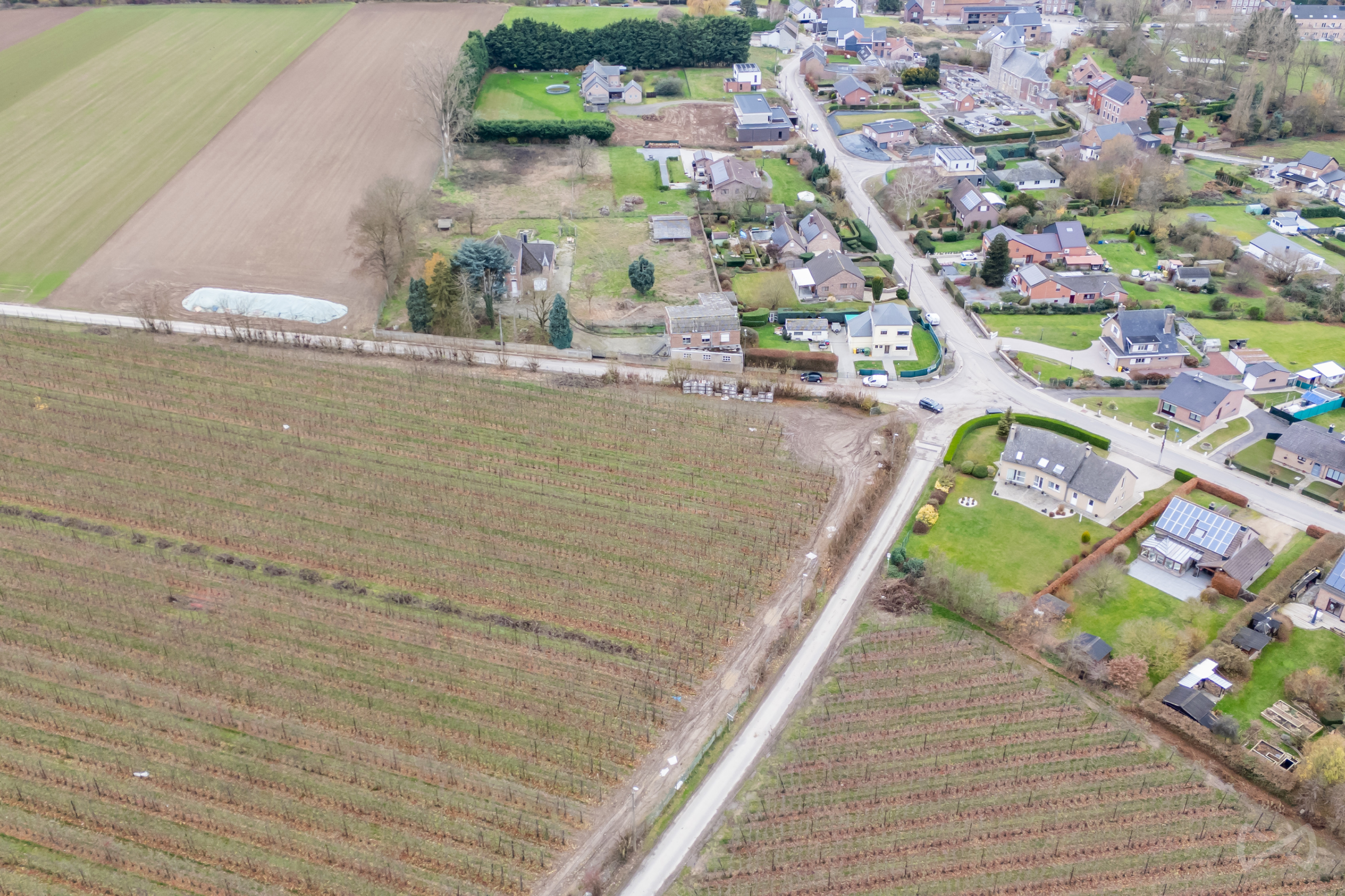 Picture 3 of 4 for Building ground in Lens-sur-geer