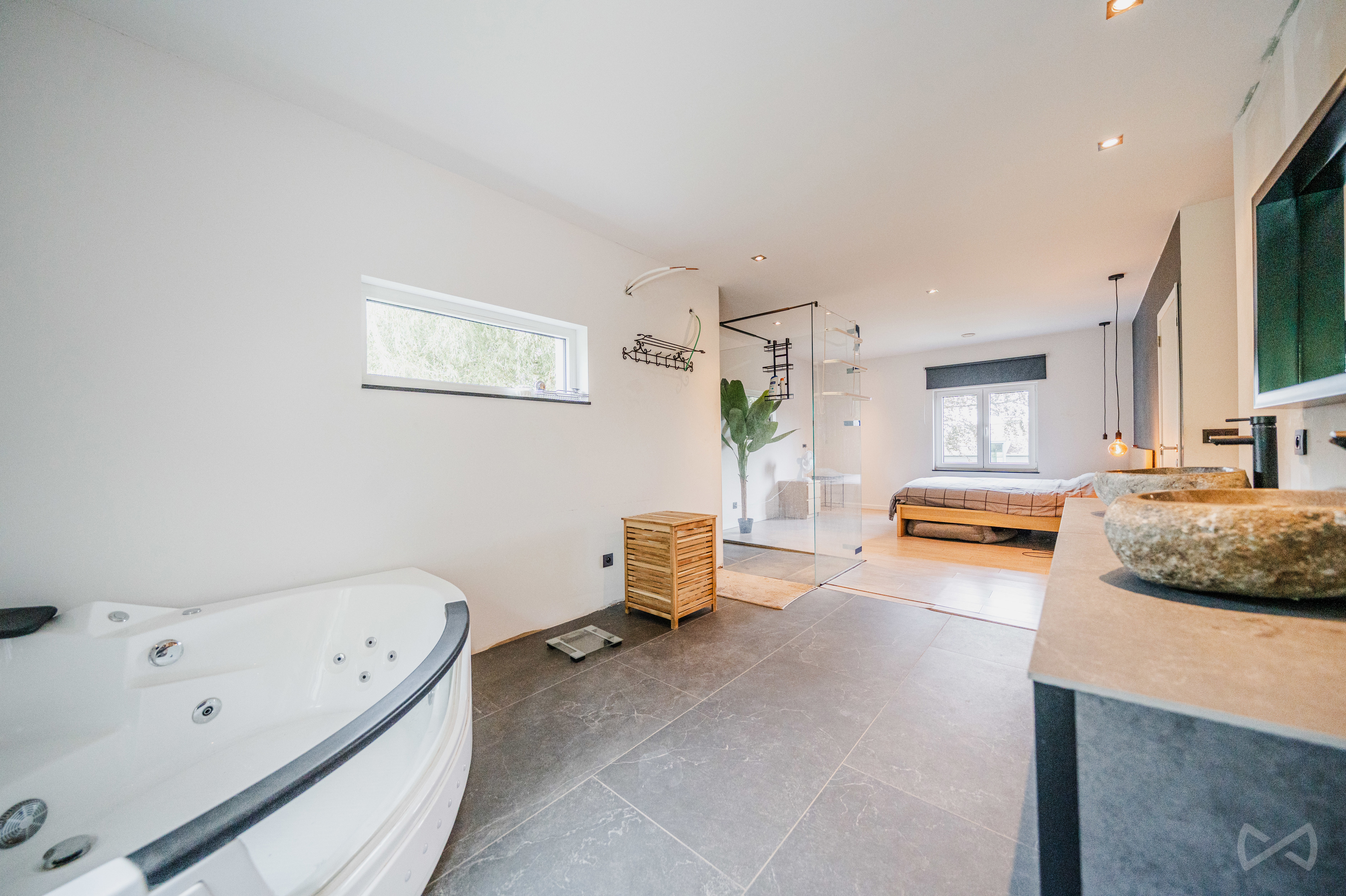 Picture 2 of 4 for House with five bedrooms in Xhoris