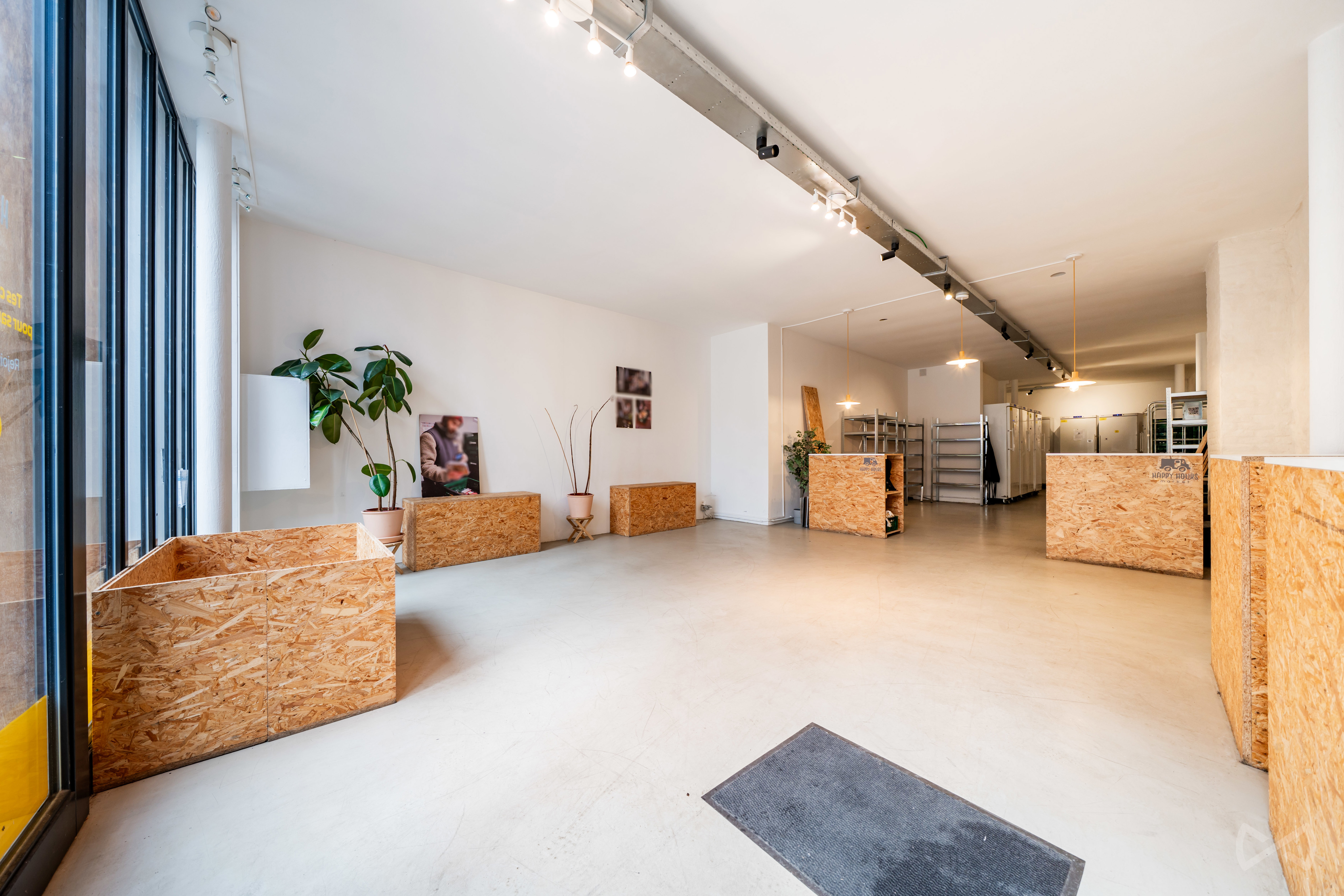 Picture 3 of 3 for Commercial groundfloor in Bruxelles