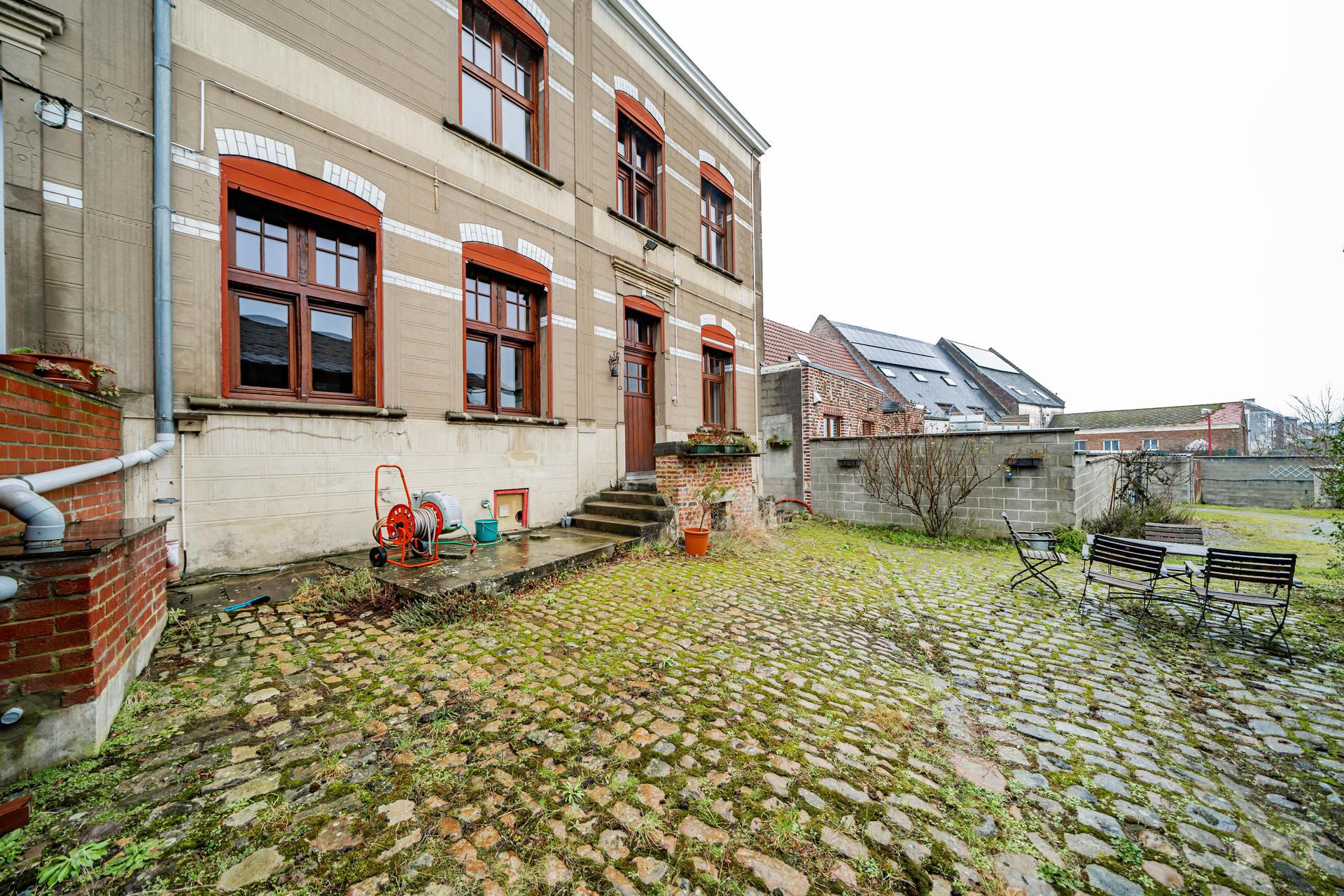 Photo 4 sur 4 pour Maison de cinq chambres à Battignies (Binche)