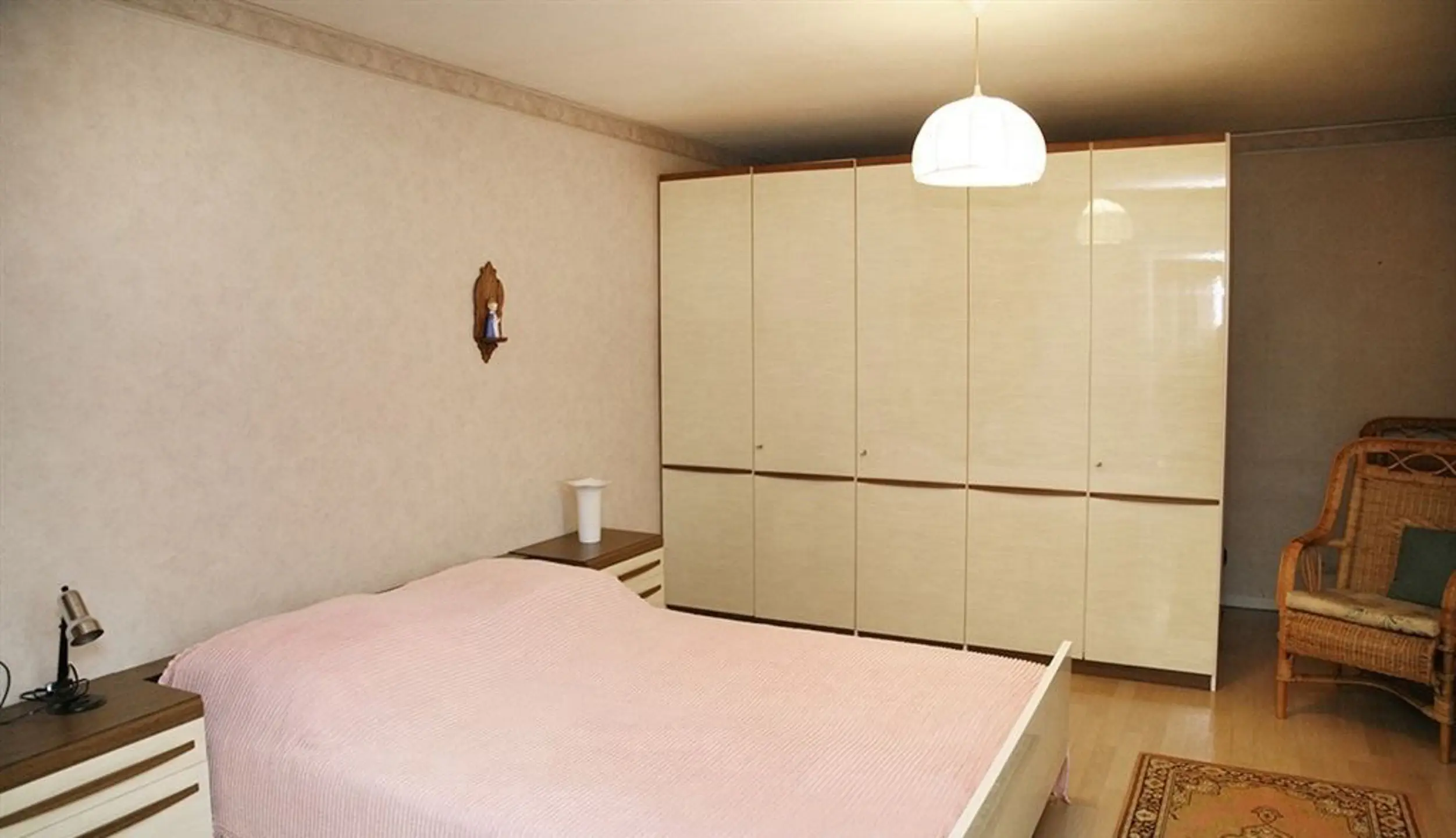 Foto 3 van 4 van Gebouw voor gemengd gebruik met drie slaapkamers in Leopoldsburg