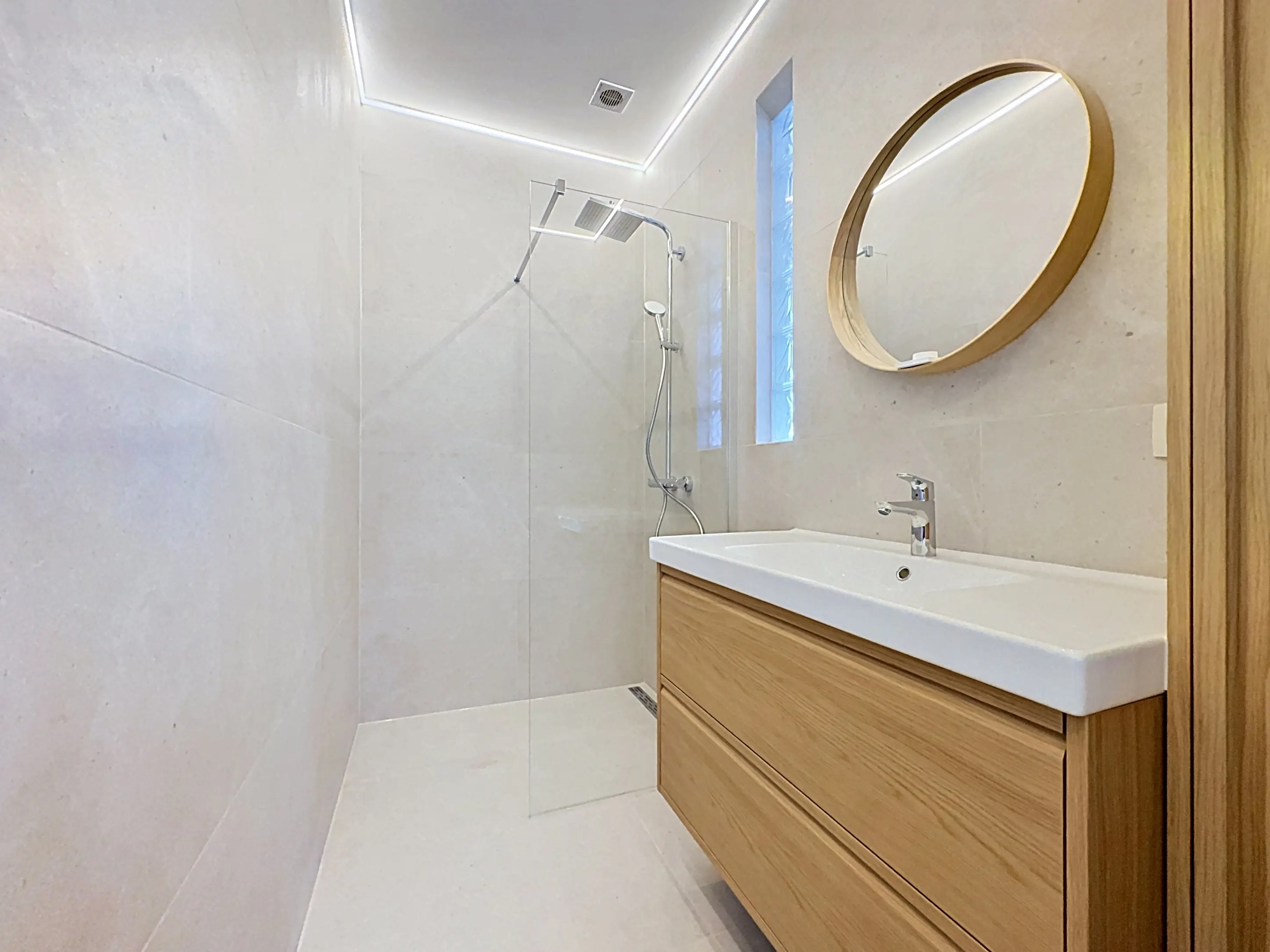 Picture 3 of 4 for Penthouse with two bedrooms in Anderlecht