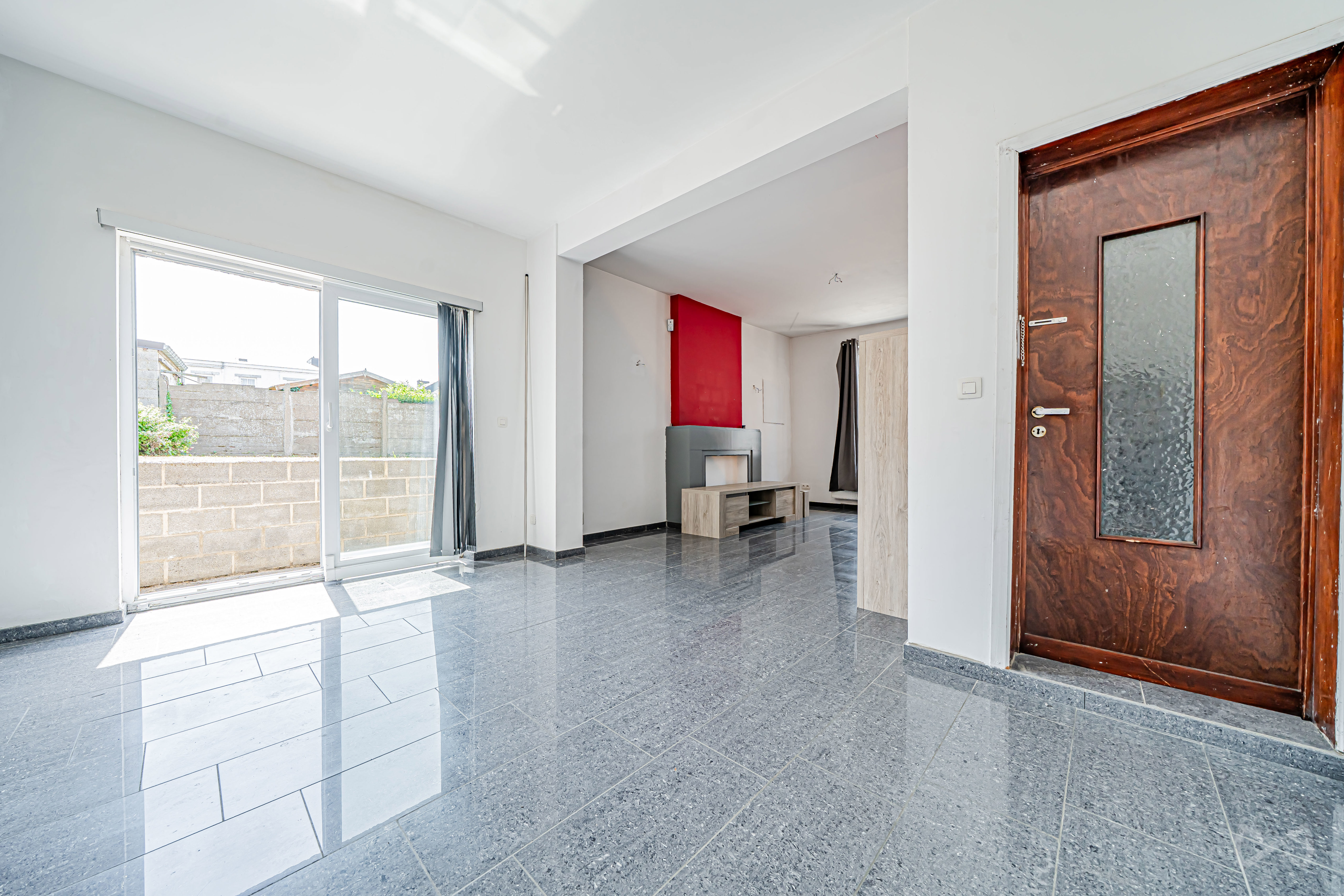 Photo 2 sur 4 pour Maison de trois chambres à Fontainel'Evêque Forchiesla-Marche