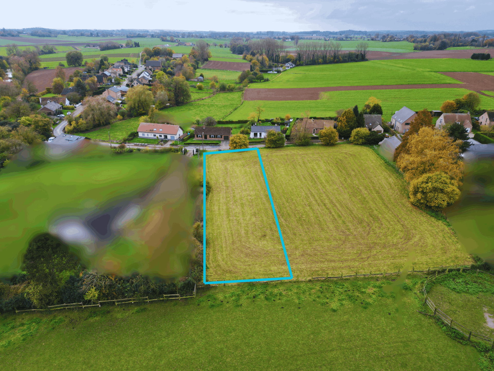 Picture 2 of 3 for Building ground in Braine-le-Comte
