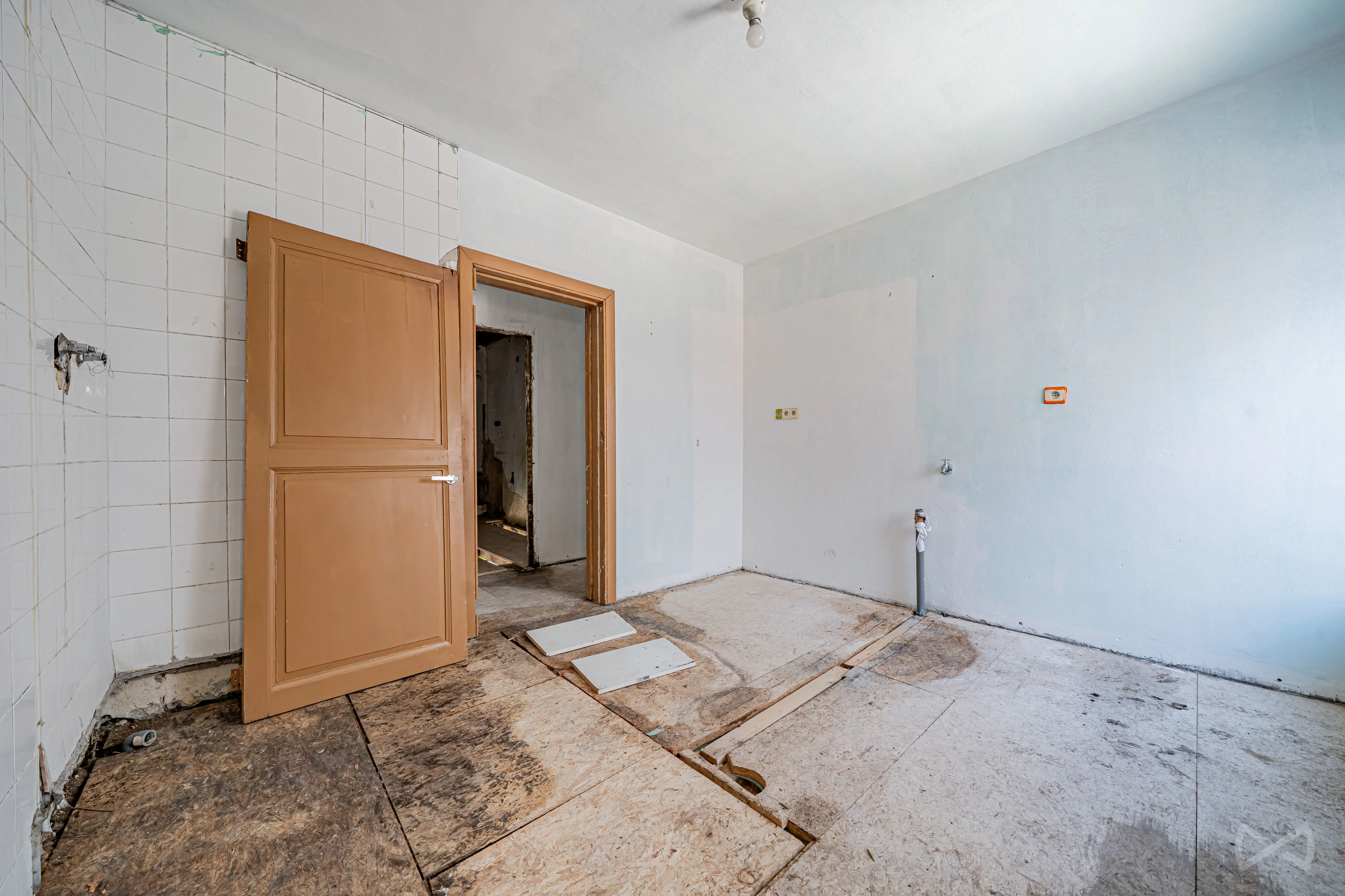 Photo 3 sur 4 pour Immeuble mixte de deux chambres à Florennes