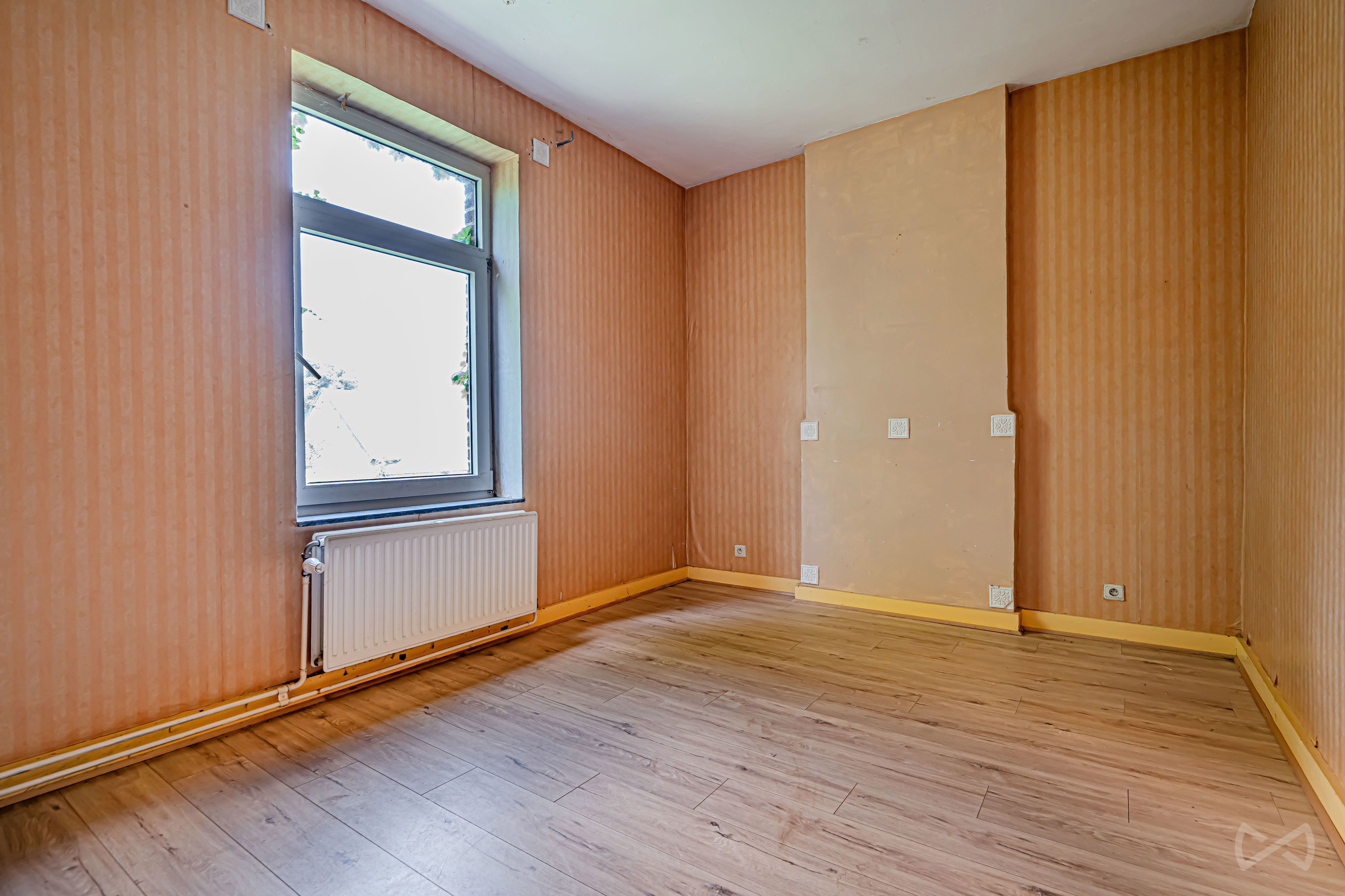 Photo 1 sur 4 pour Maison de six chambres à Trognée