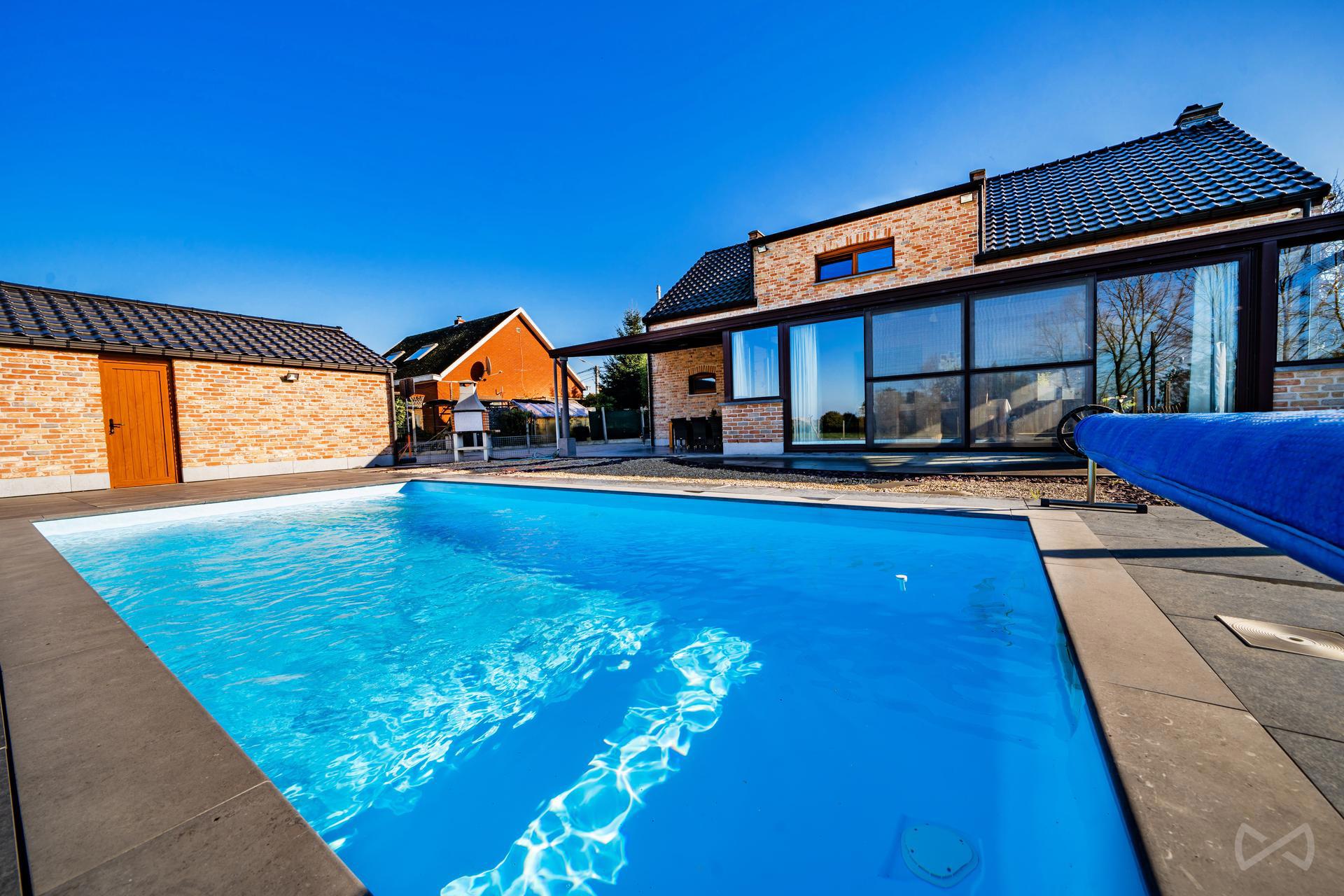 Picture 2 of 4 for Villa with four bedrooms in Ecaussinnes-d'Enghien