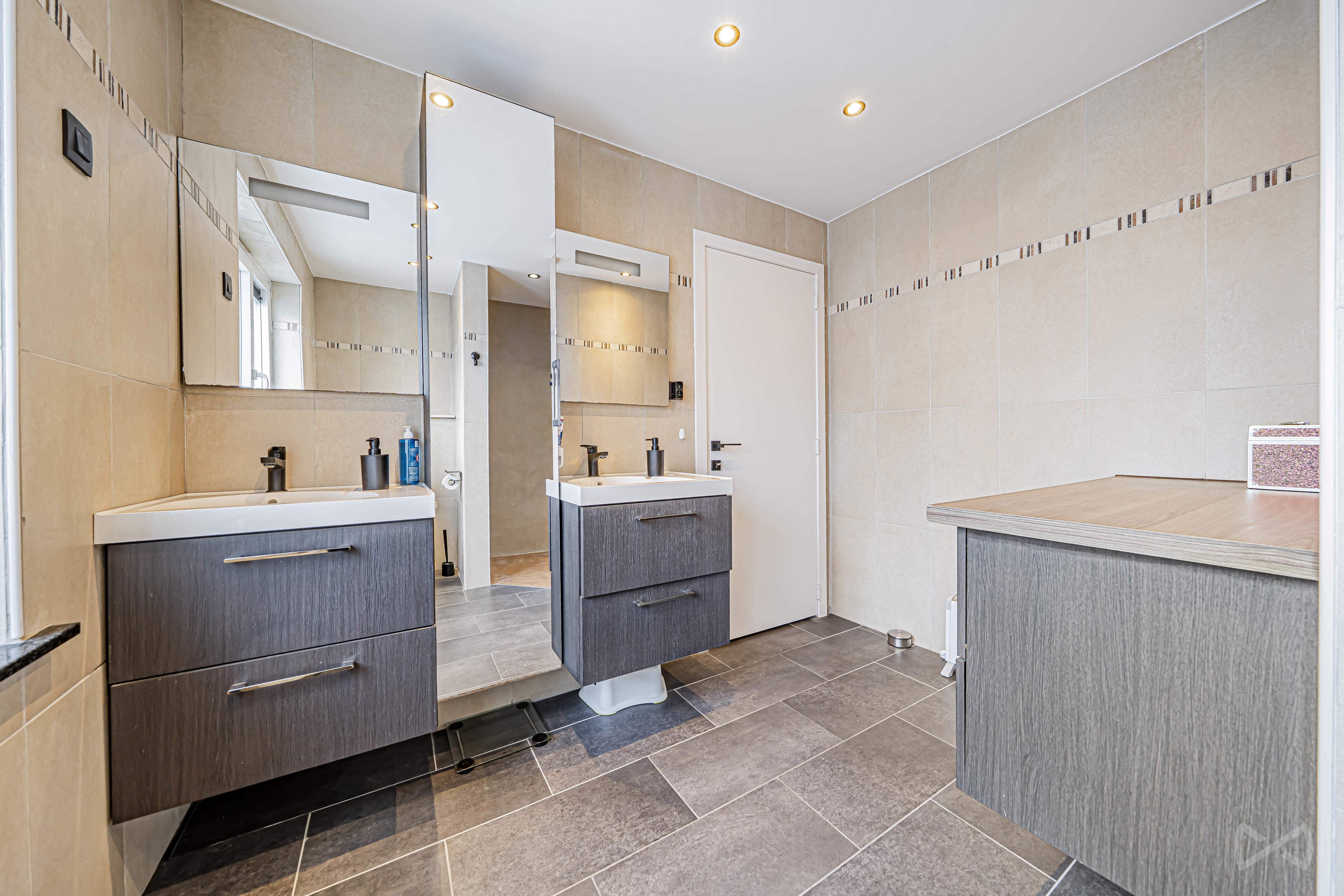 Photo 1 sur 4 pour Maison de trois chambres à Neerheylissem