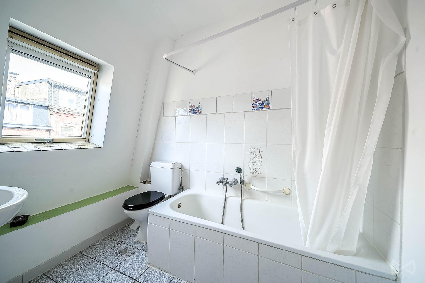 Picture 2 of 4 for Apartment block with 16 bedrooms in Liège