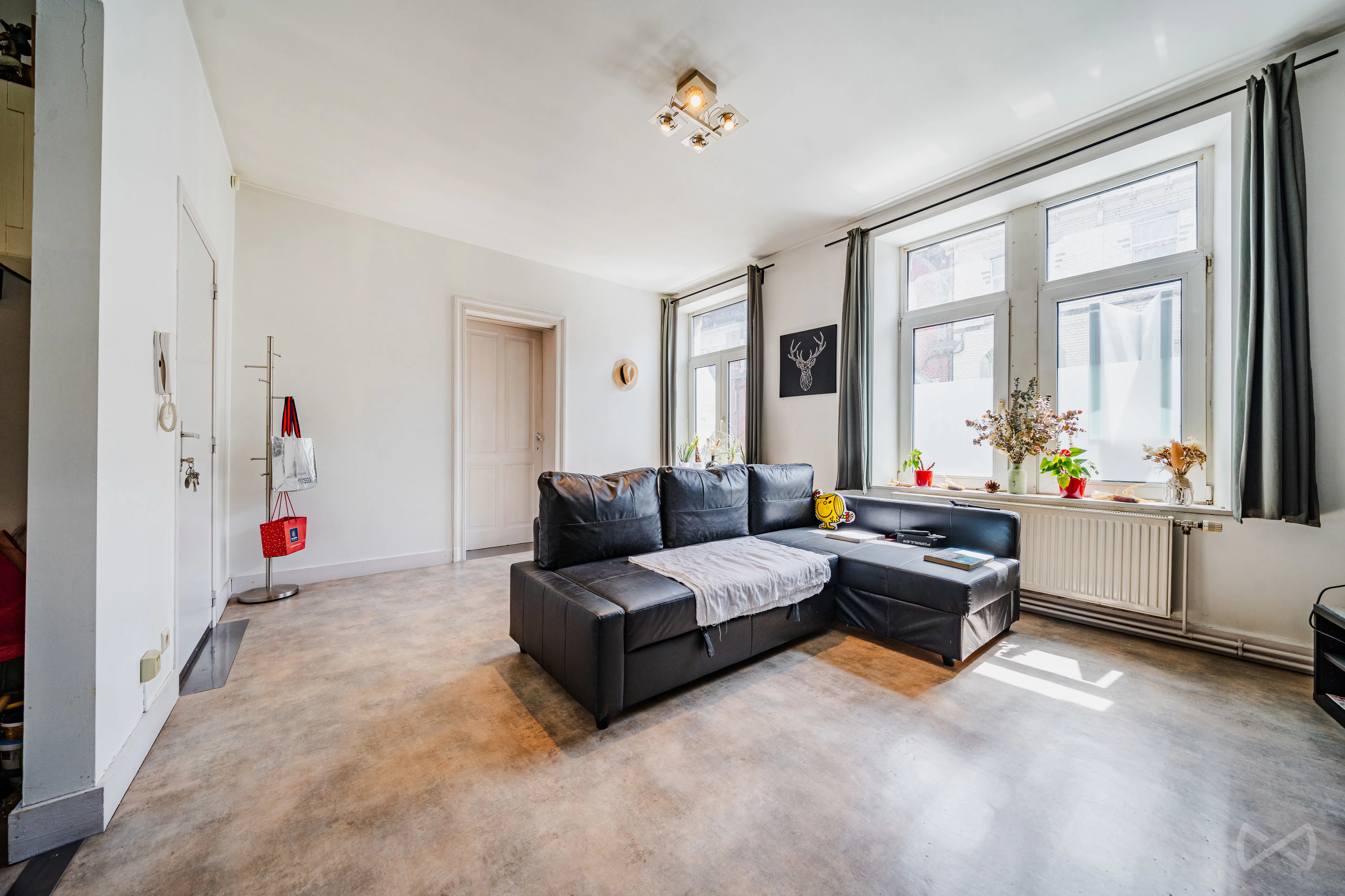 Photo 1 sur 4 pour Immeuble mixte de quatre chambres à Esneux
