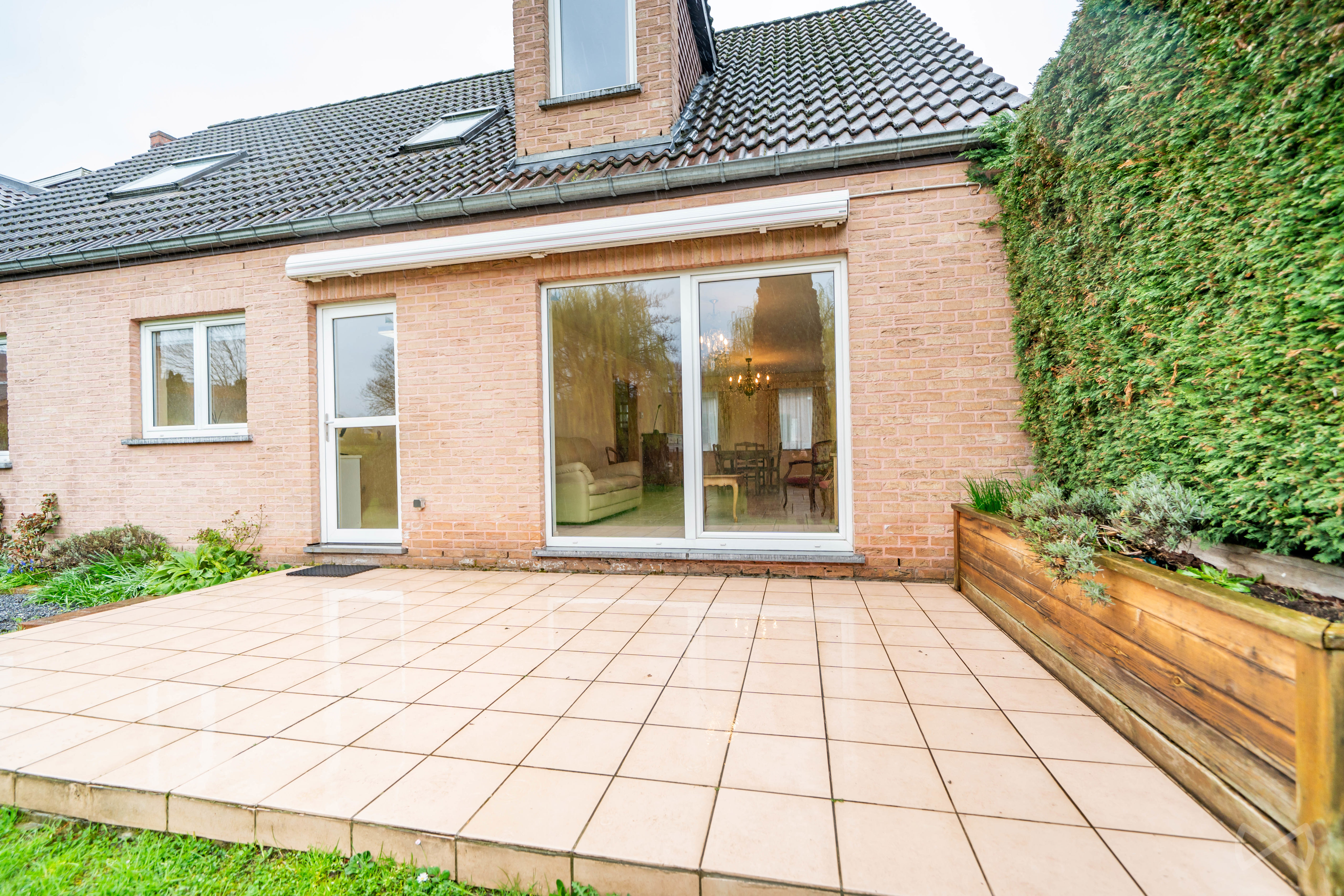 Picture 1 of 4 for Villa with four bedrooms in Mons